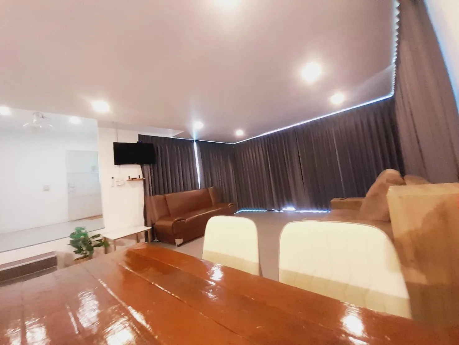 Baan Golden Resort & Residences