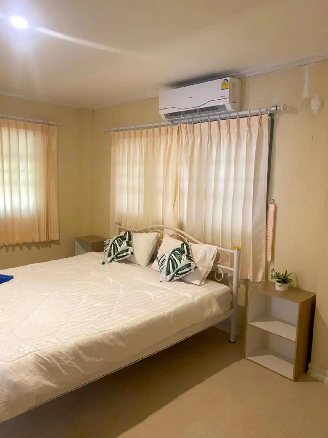 Bed in Baan Golden Resort & Residences