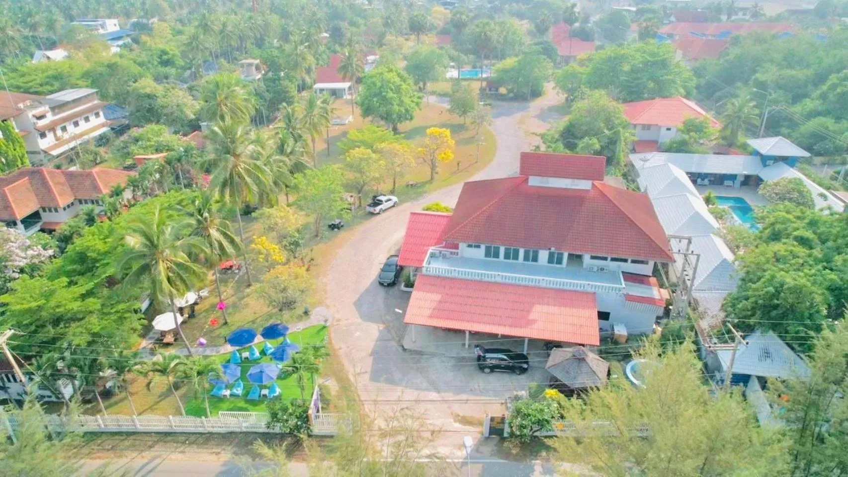 Baan Golden Resort & Residences