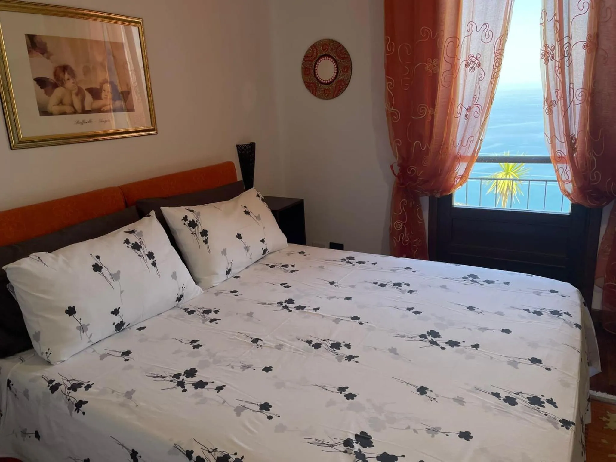 Bed in B&B Roomantic & Piscina Idromassaggio