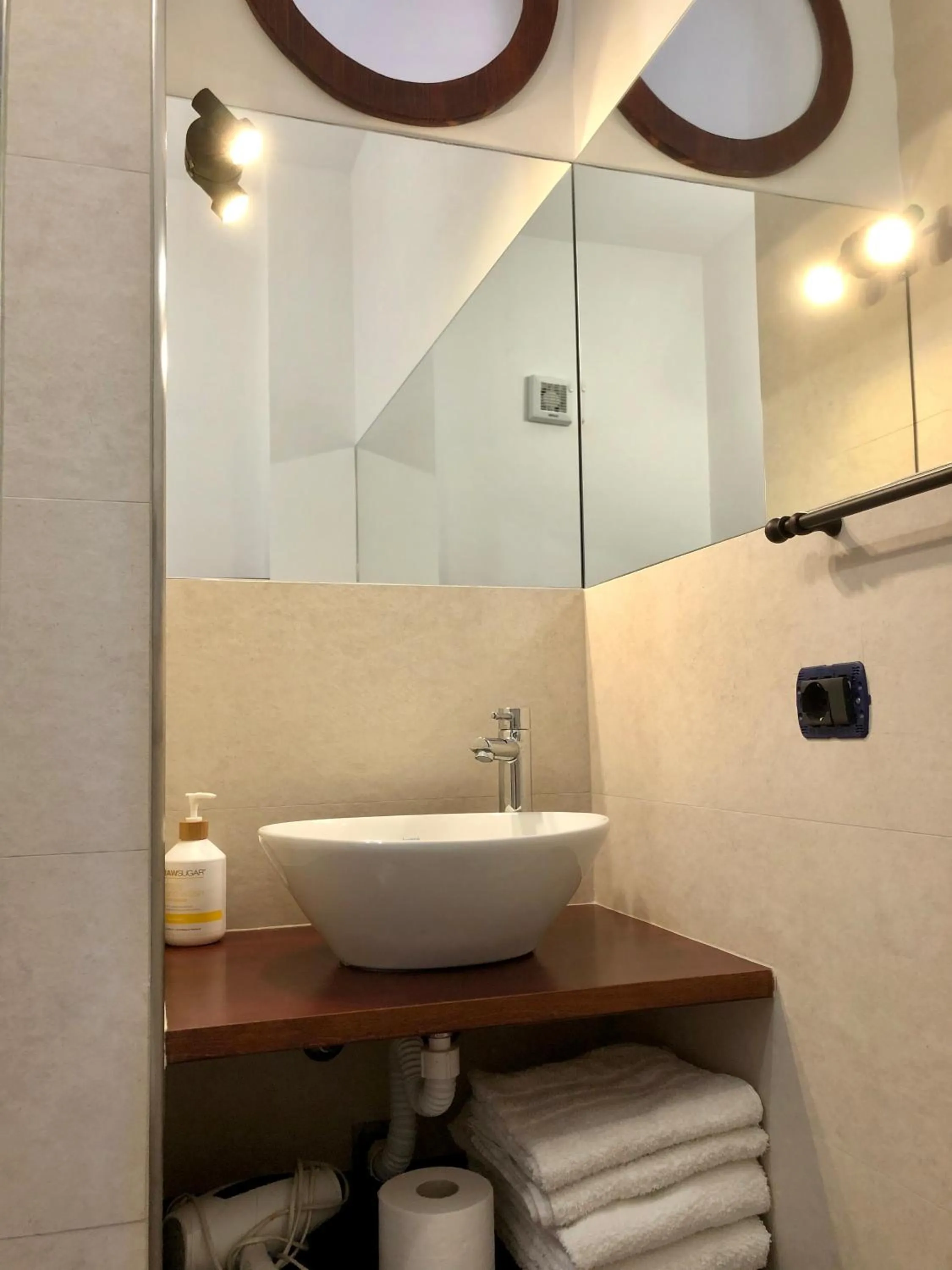 B&B Roomantic & Piscina Idromassaggio