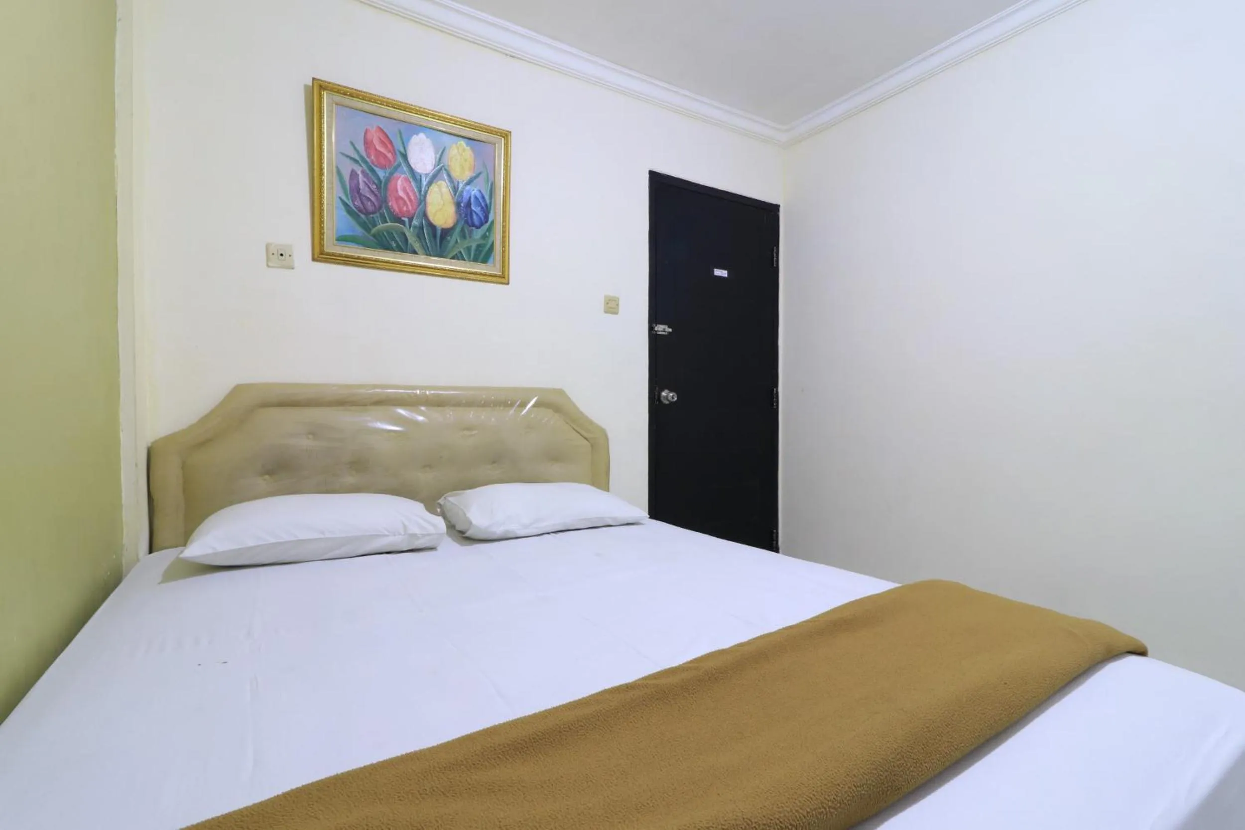 Bed in AMS Hotel Koja