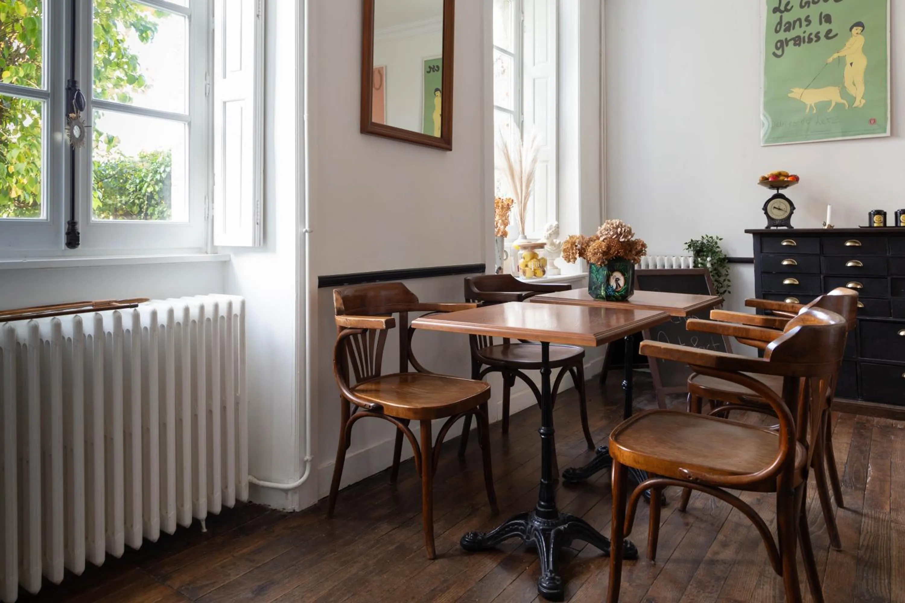 Dining area in Artefact