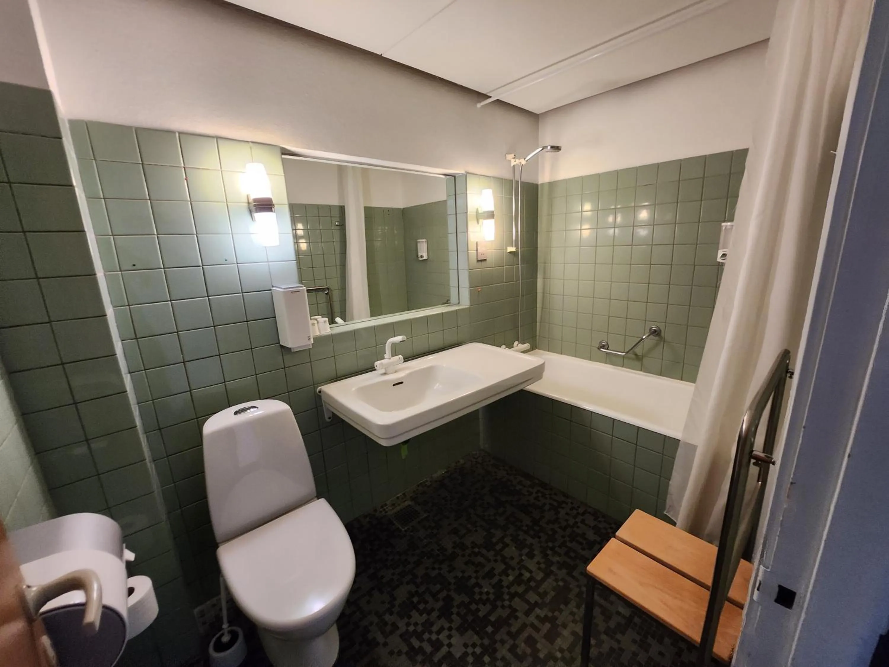Bath in Hotel Østersø
