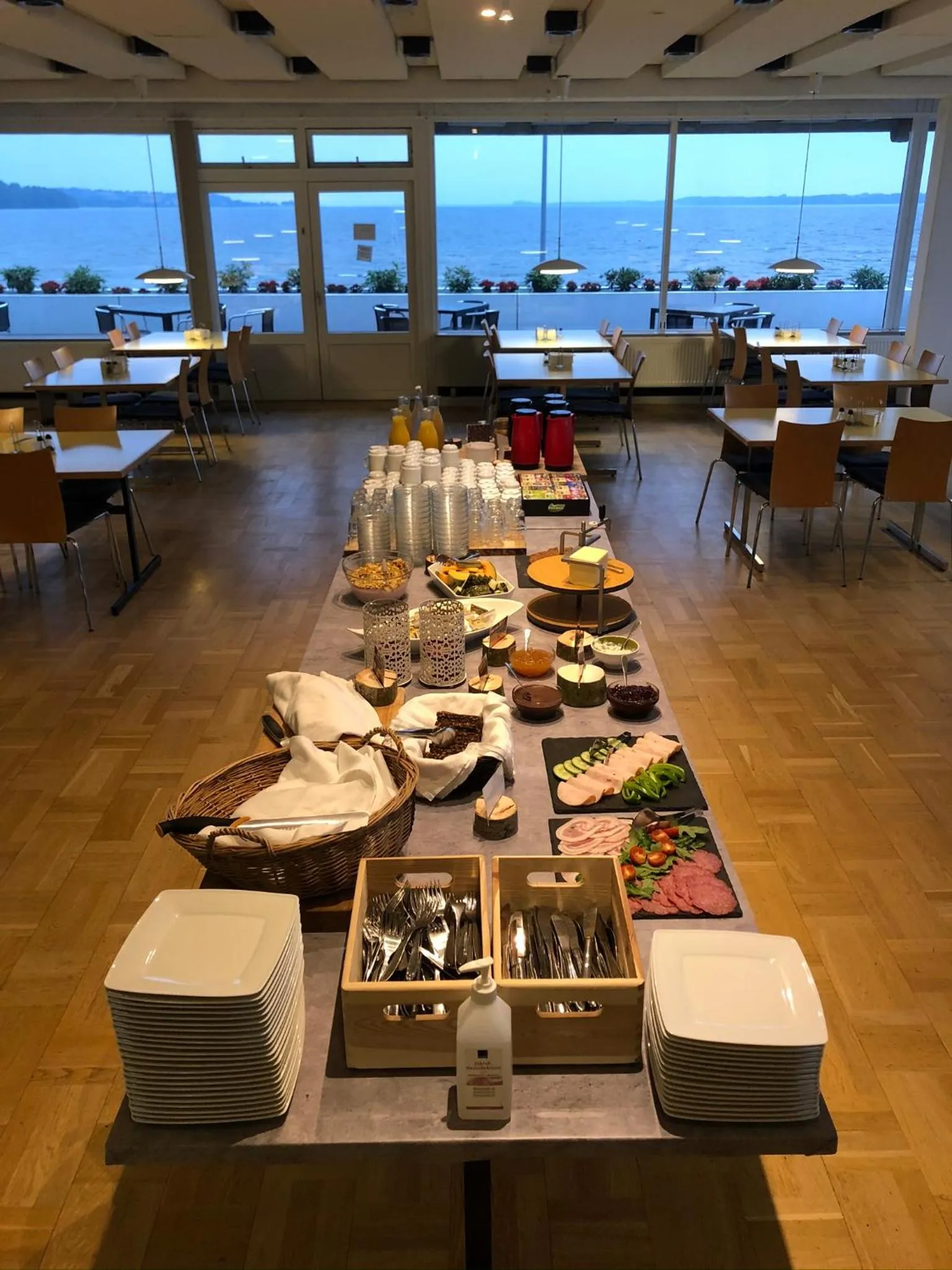 Restaurant/places to eat in Hotel Østersø