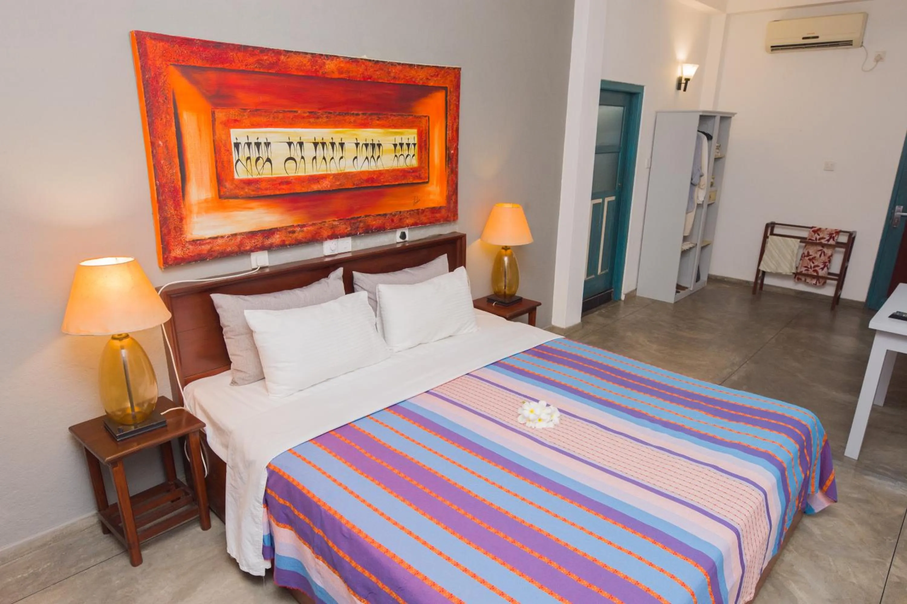 Bed in Hotel Vibration