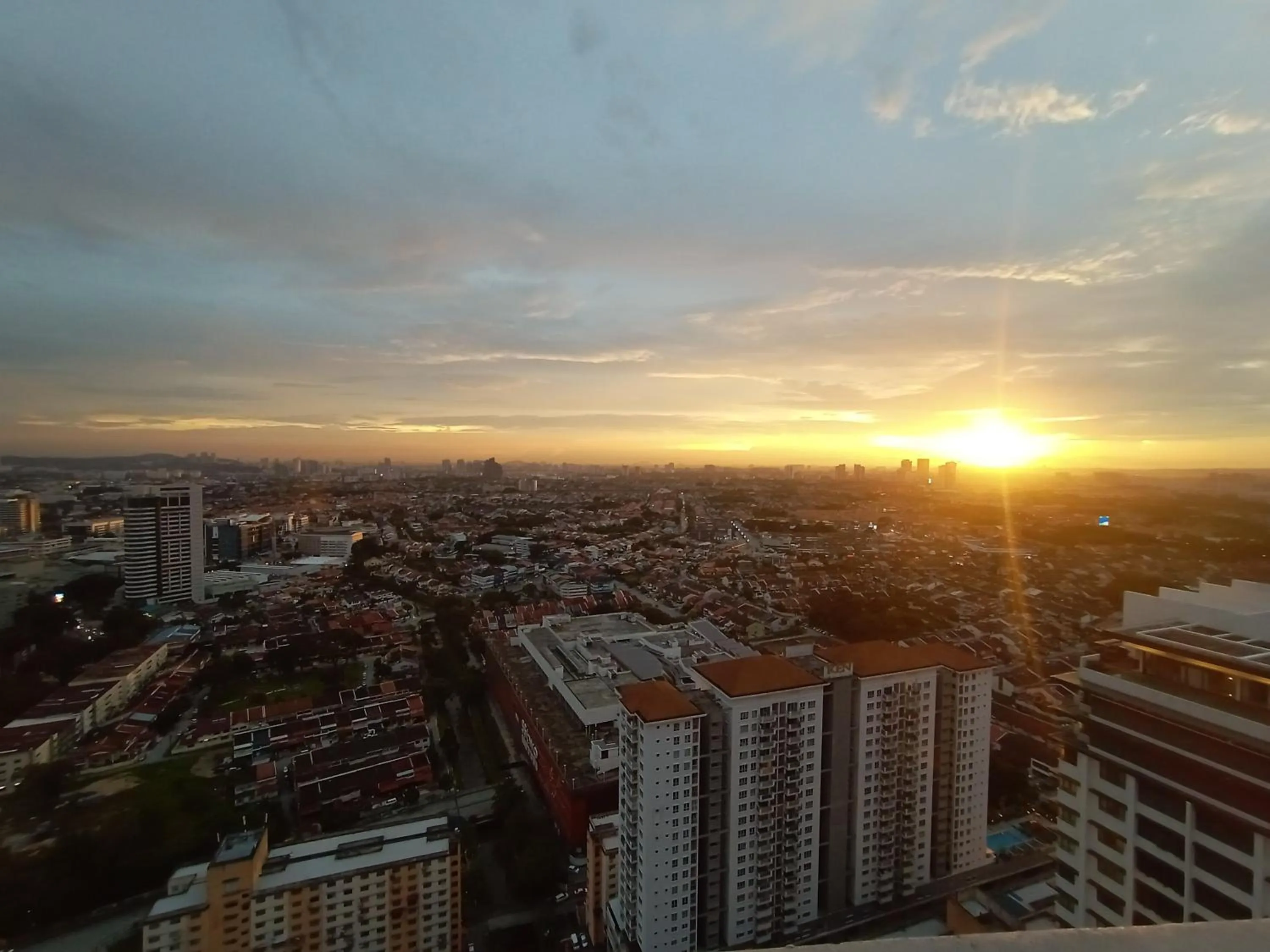 City view in Manatidur@THE HUB SS2