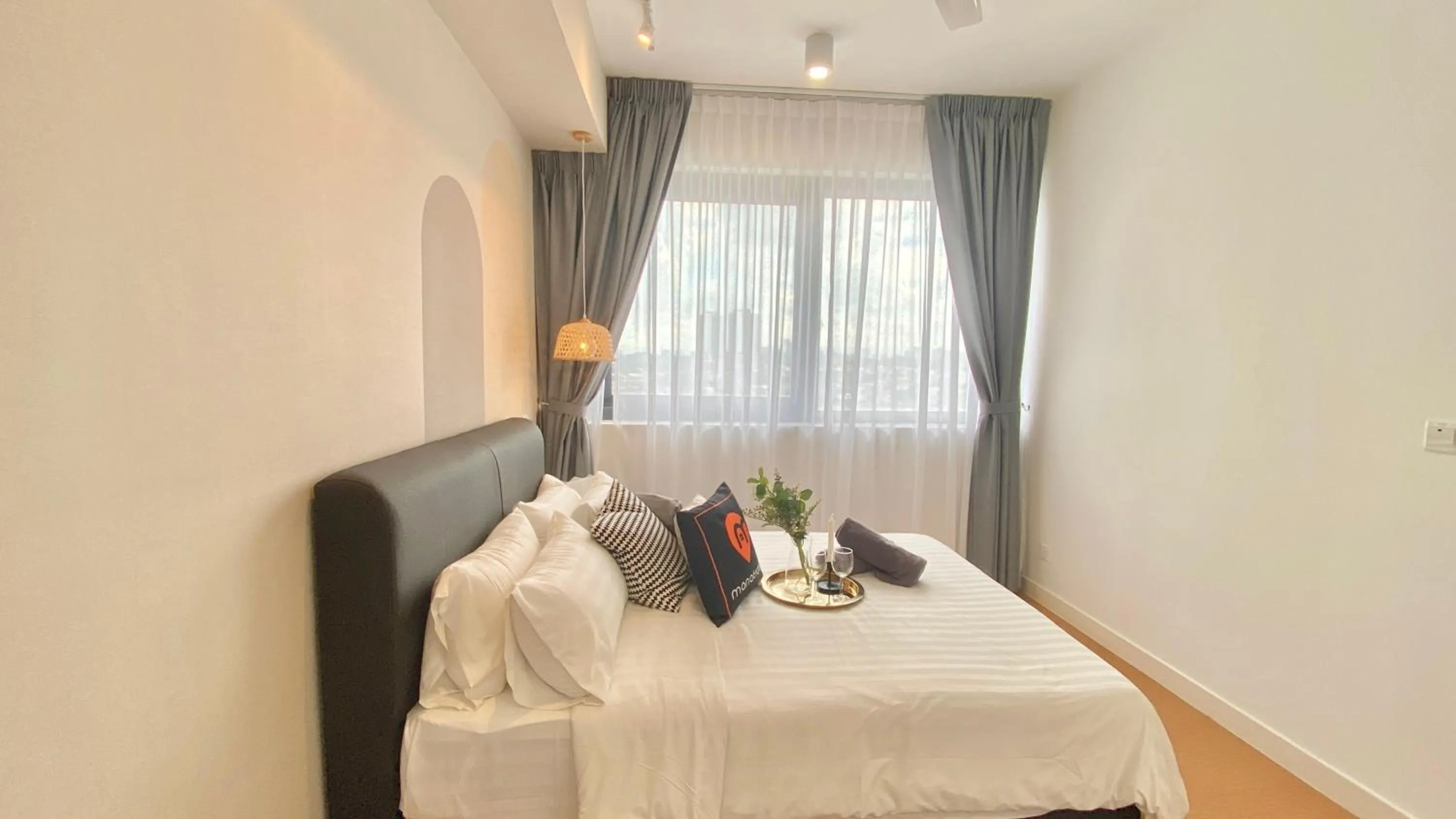 Bedroom, Bed in Manatidur@THE HUB SS2