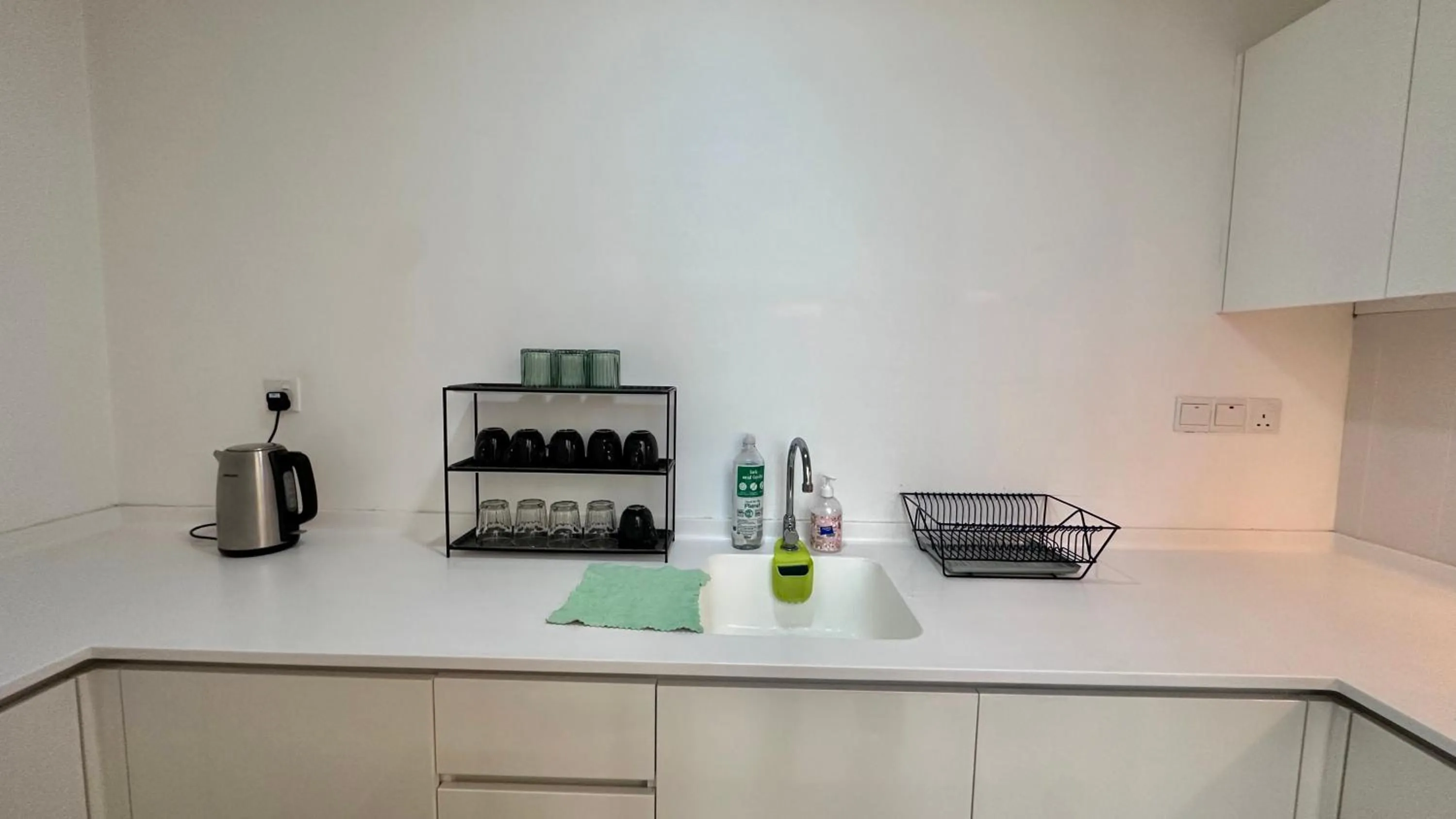 kitchen in Manatidur@THE HUB SS2