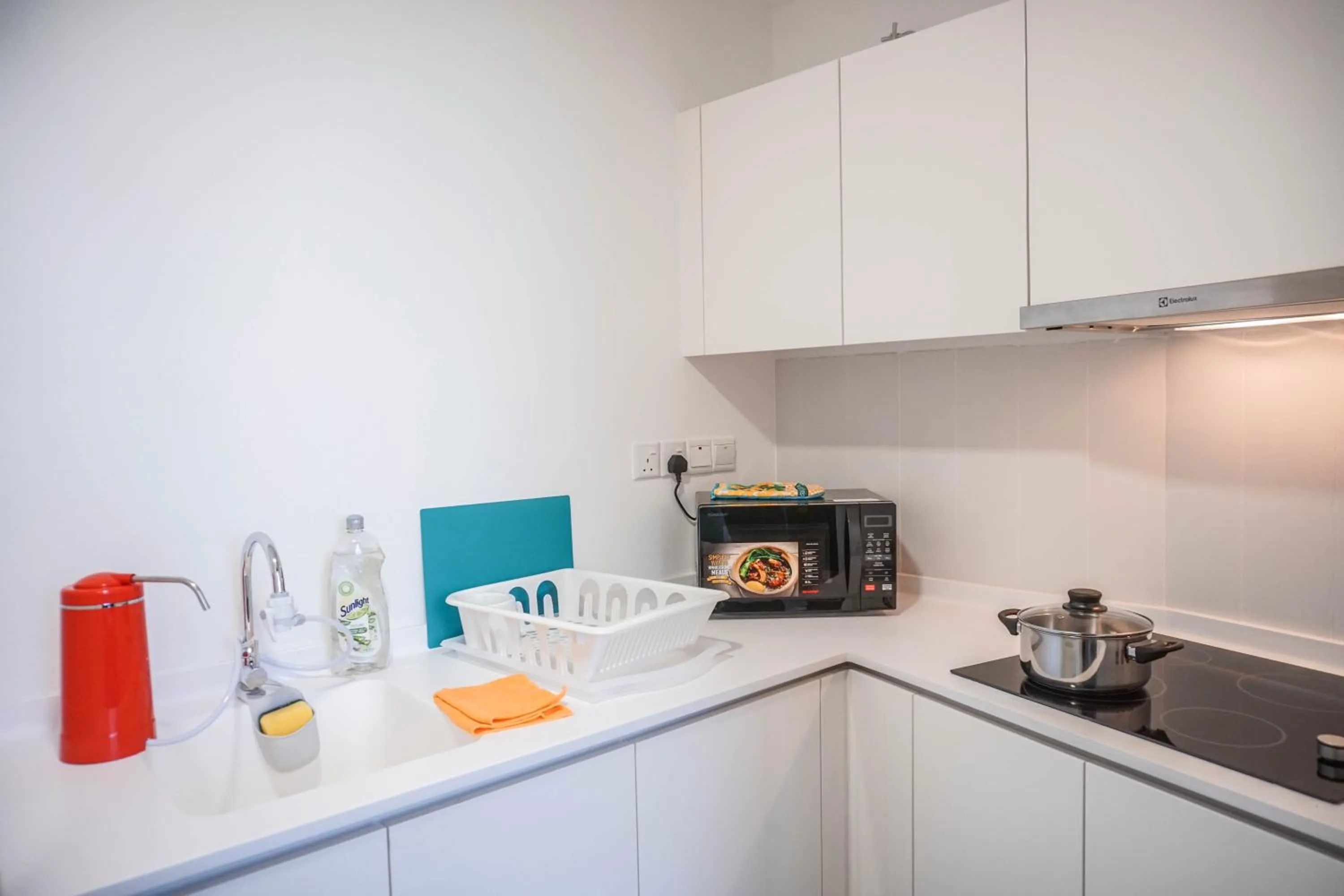 Kitchen or kitchenette in Manatidur@THE HUB SS2