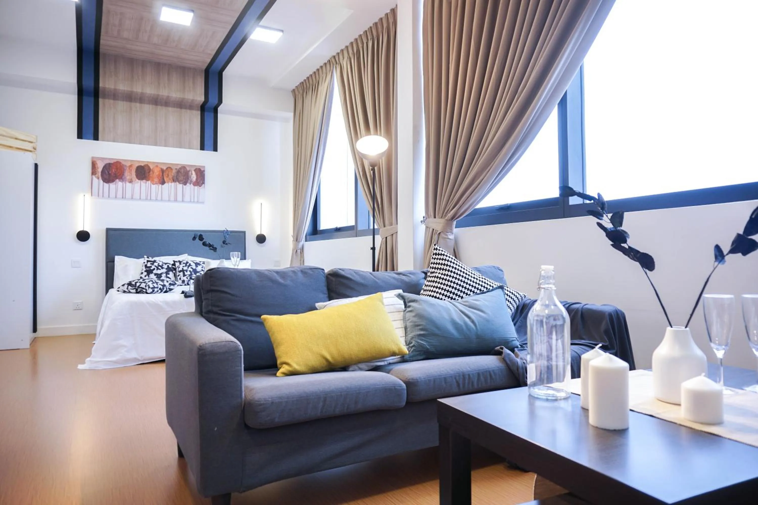 Seating area in Manatidur@THE HUB SS2