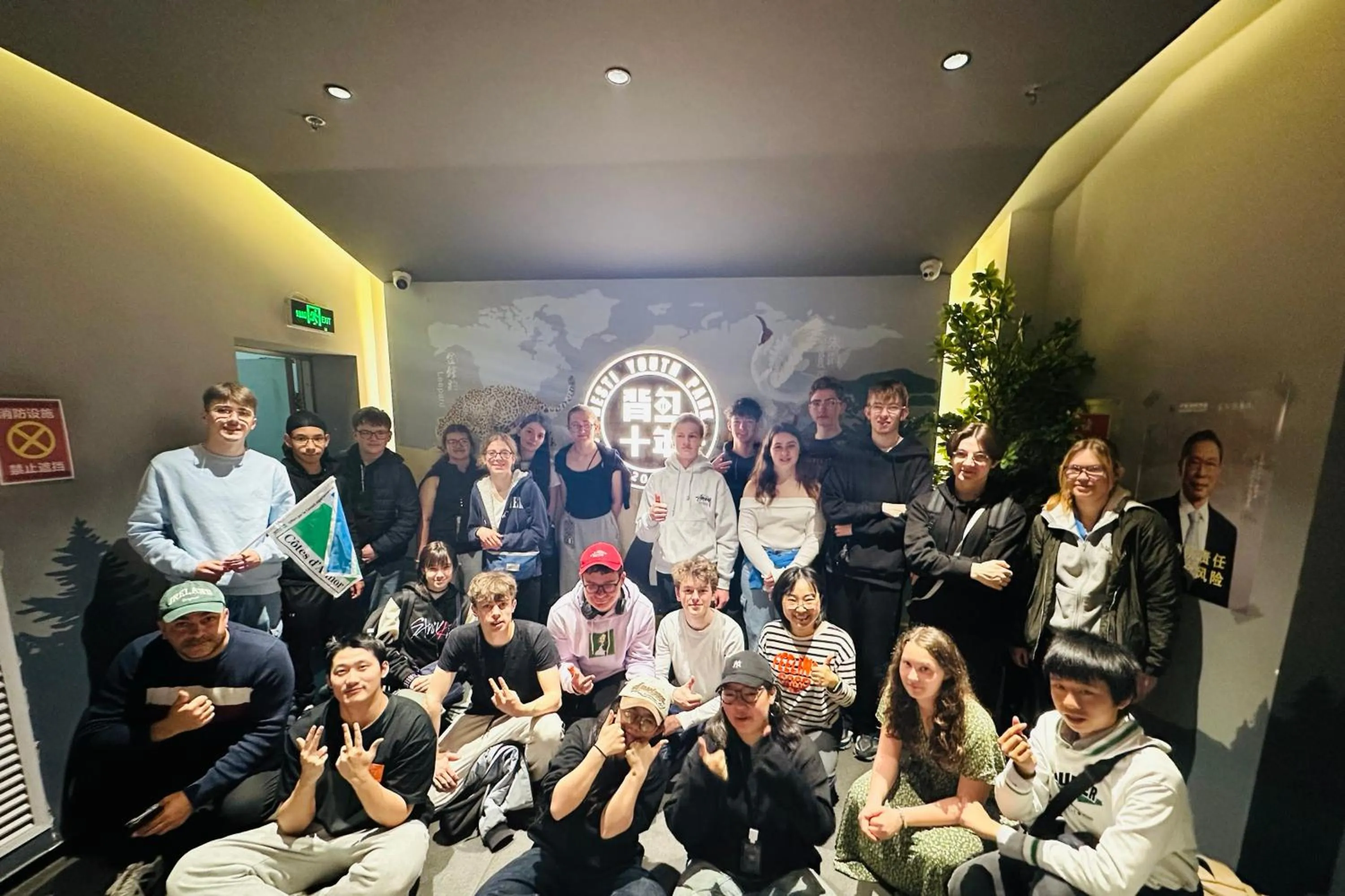 group of guests in Xi'an Desti Youth Park Hostel Bell & Drum Tower