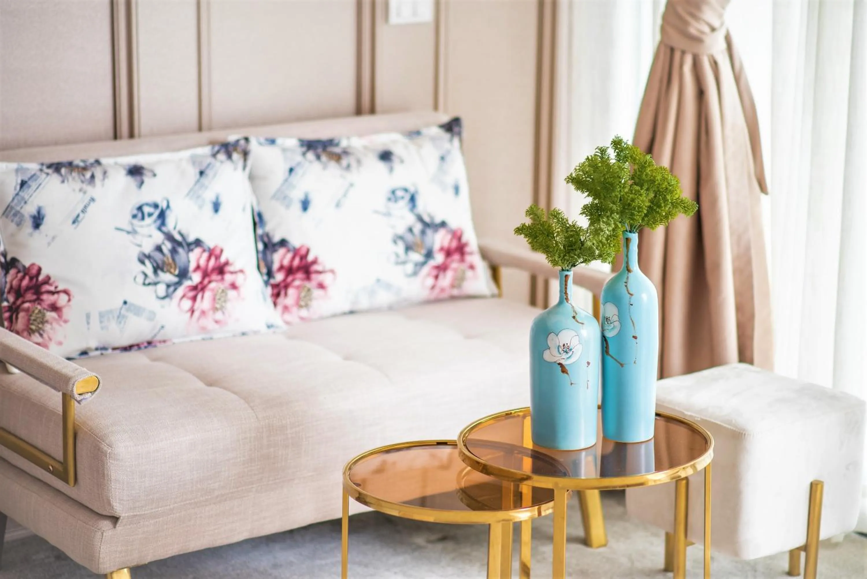 Seating area in Plaza Hotel&SPA