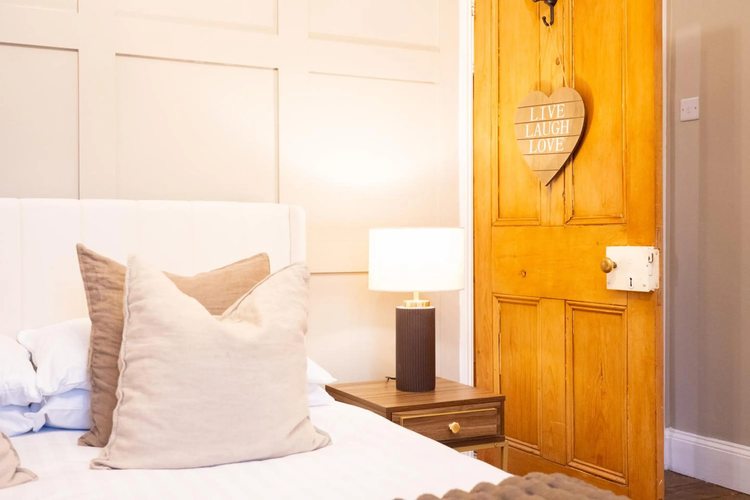 Bedroom, Bed in Northern Hideaways St Cuthberts, Seahouses