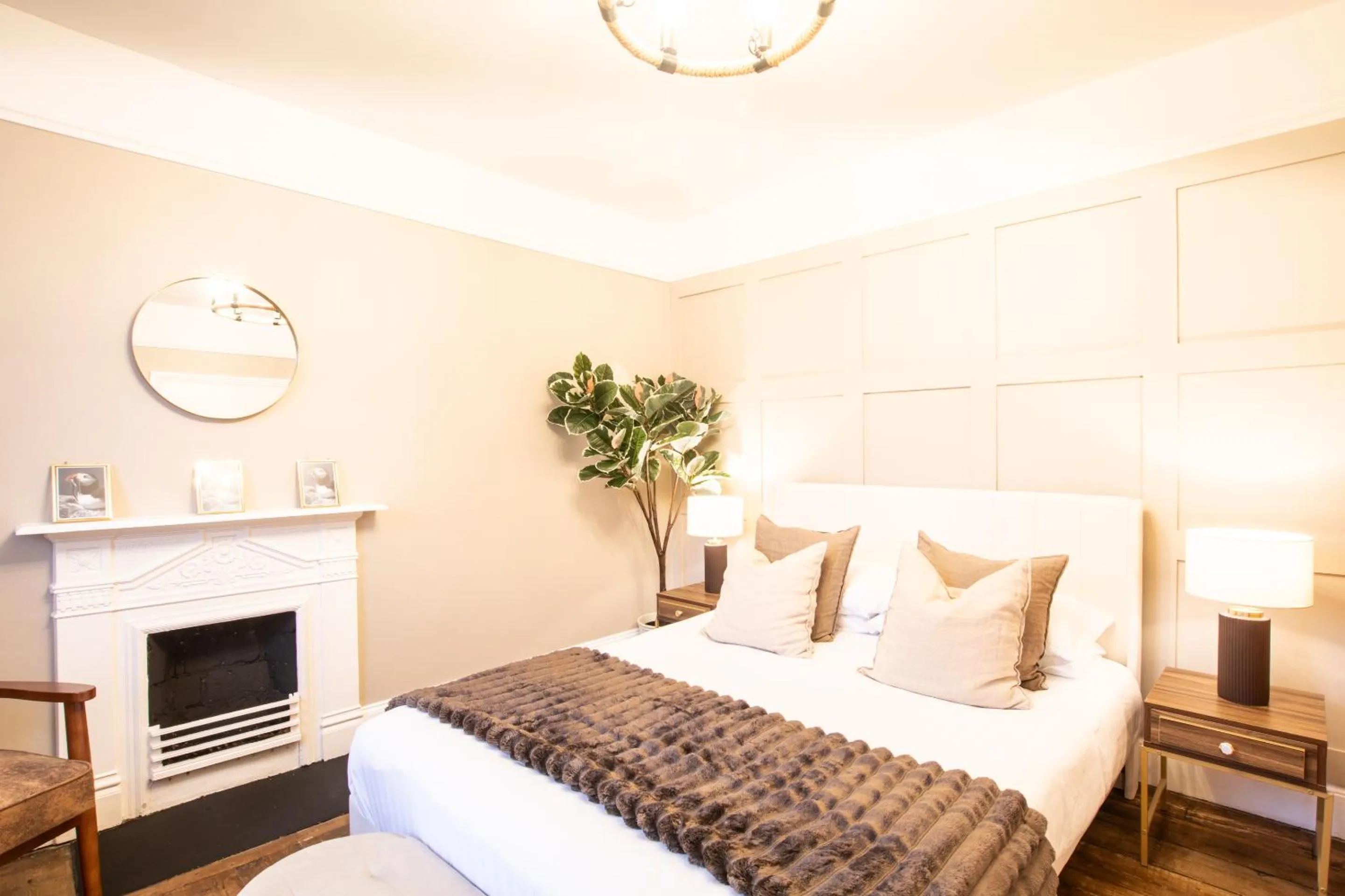 Bedroom, Bed in Northern Hideaways St Cuthberts, Seahouses