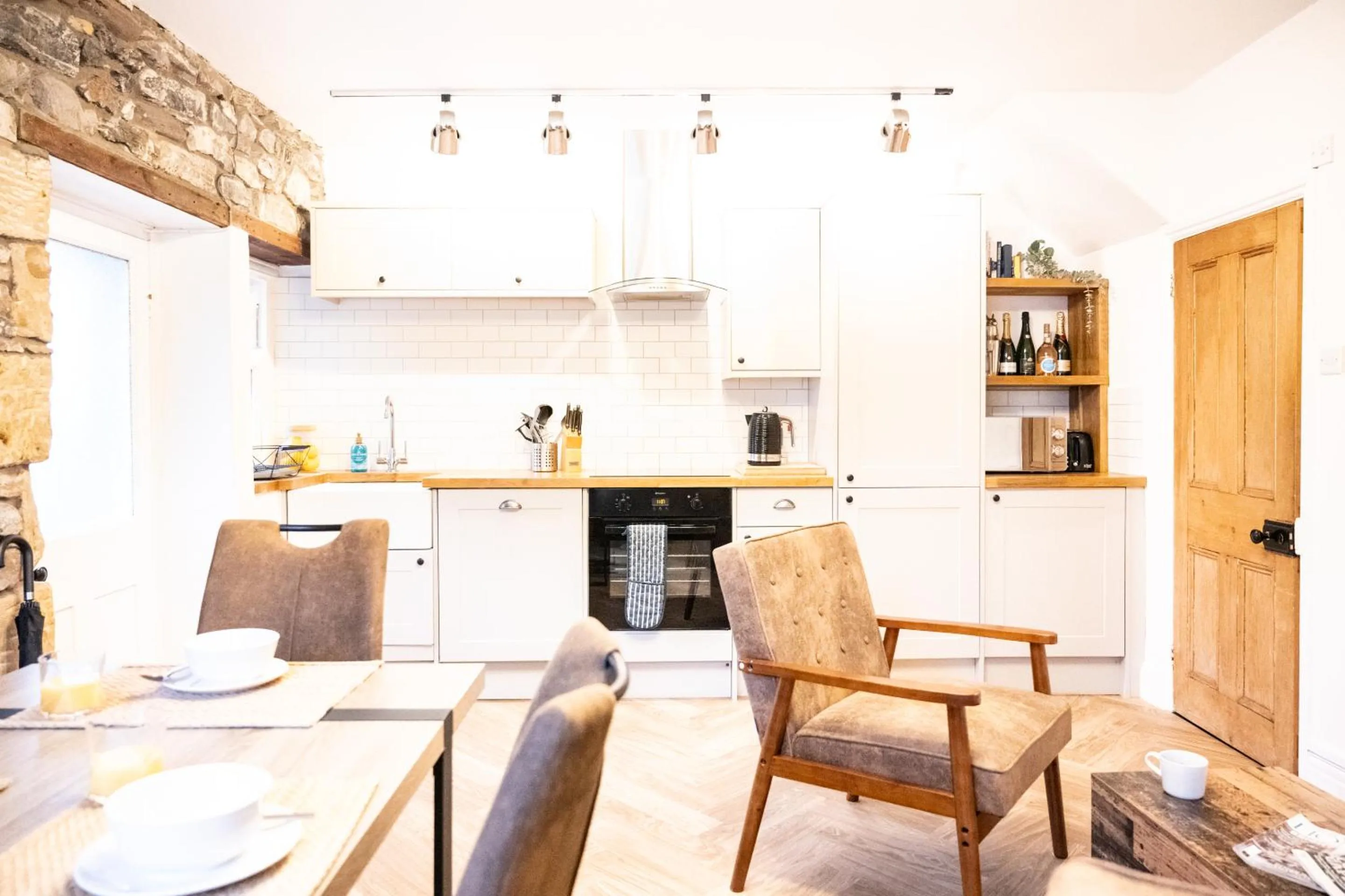 Kitchen or kitchenette in Northern Hideaways St Cuthberts, Seahouses