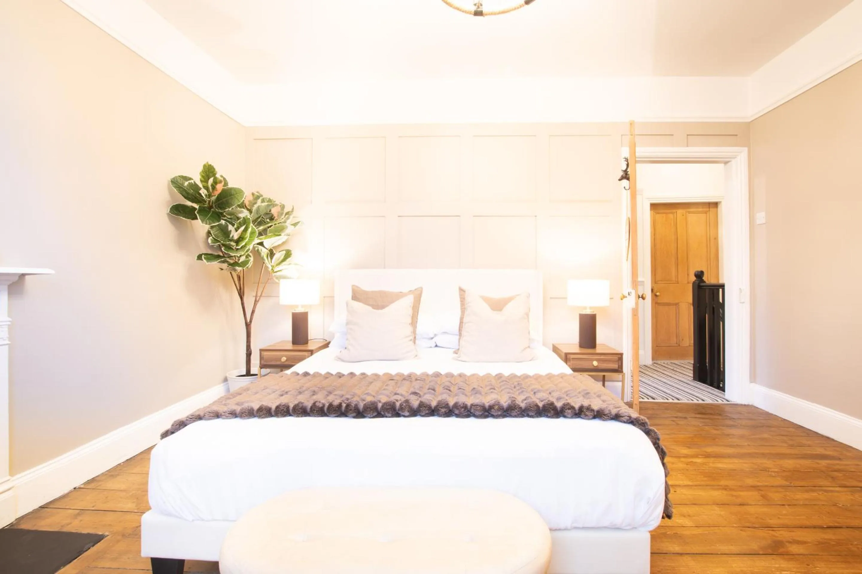 Bedroom, Bed in Northern Hideaways St Cuthberts, Seahouses