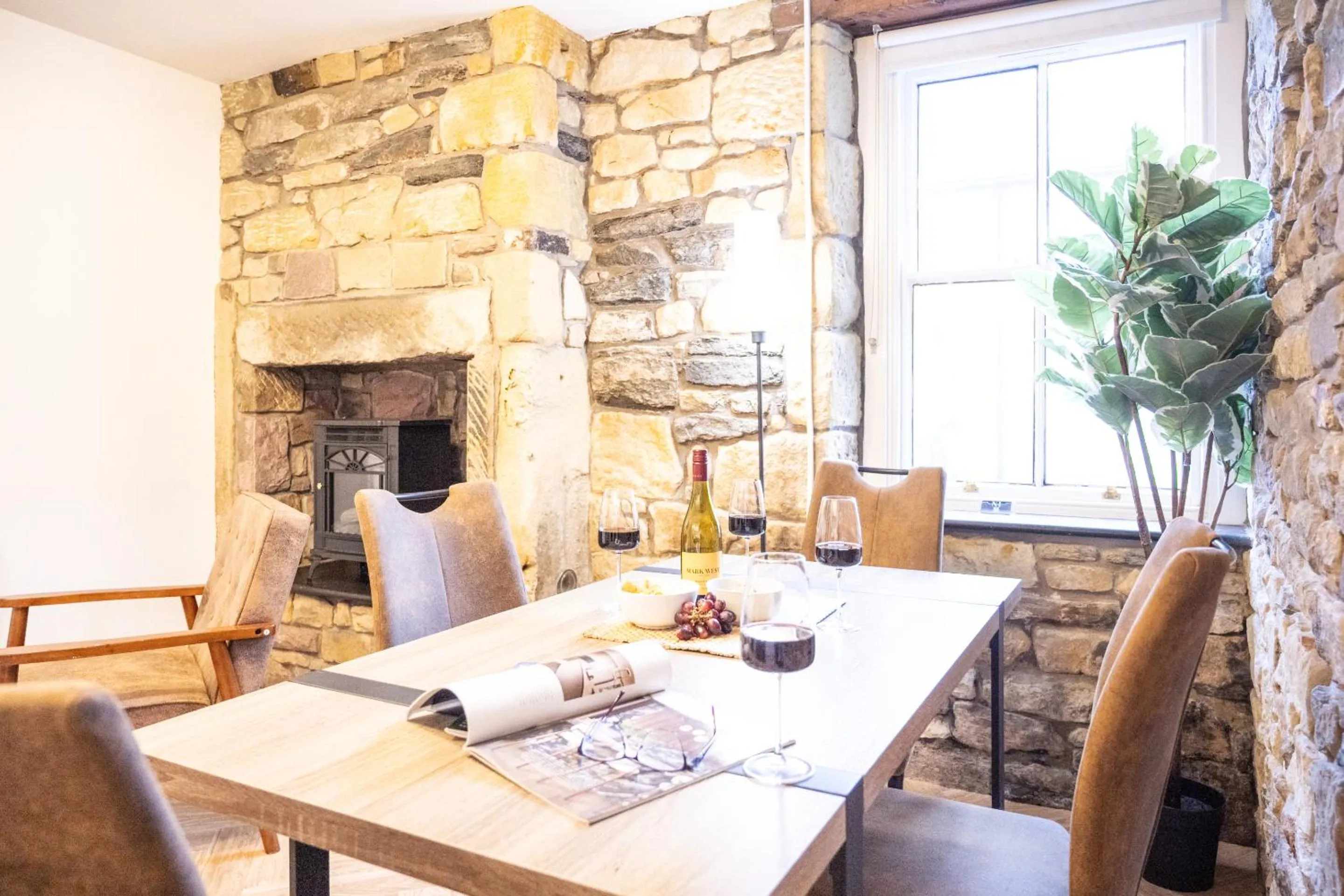 Kitchen or kitchenette in Northern Hideaways St Cuthberts, Seahouses