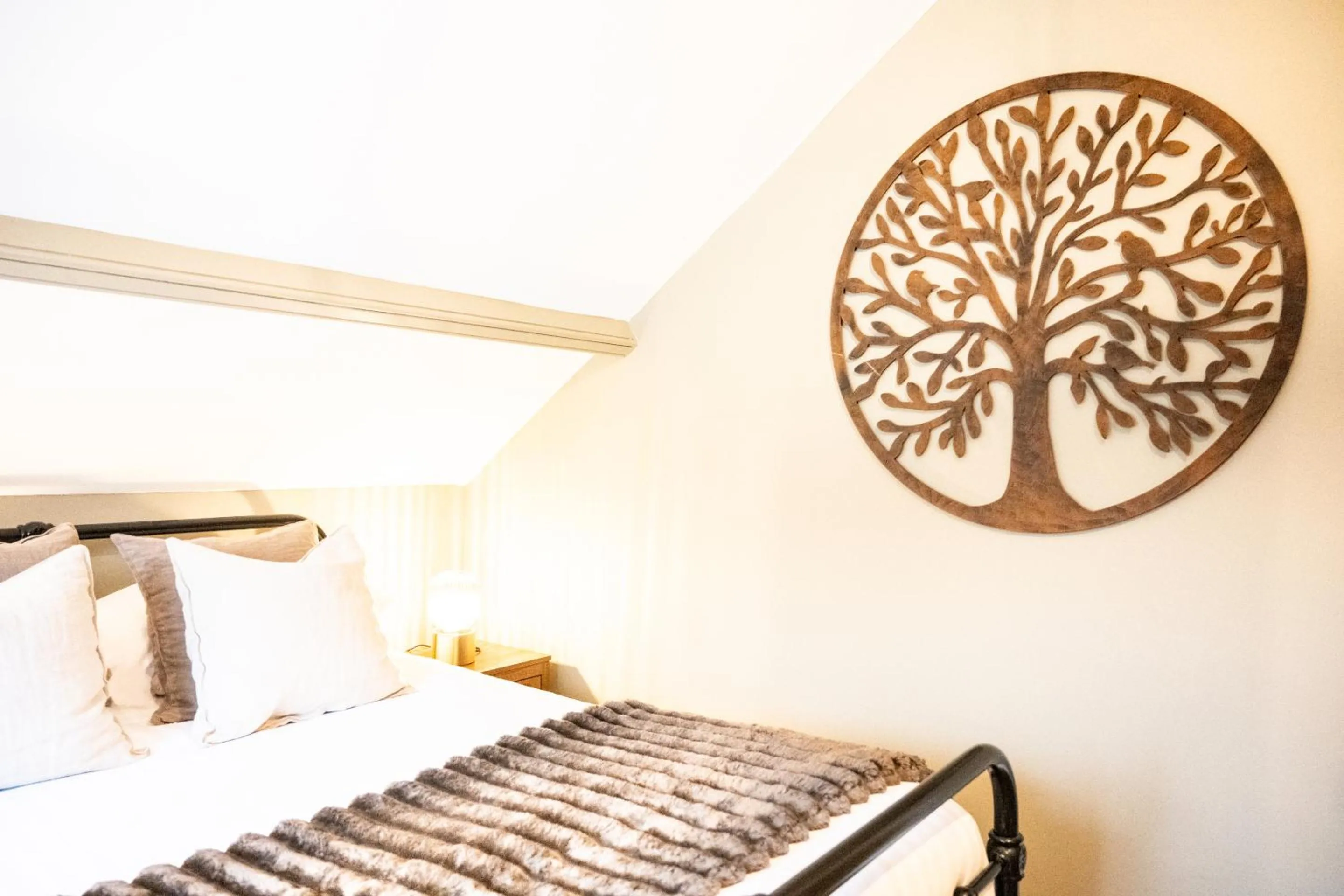 Bedroom, Bed in Northern Hideaways St Cuthberts, Seahouses