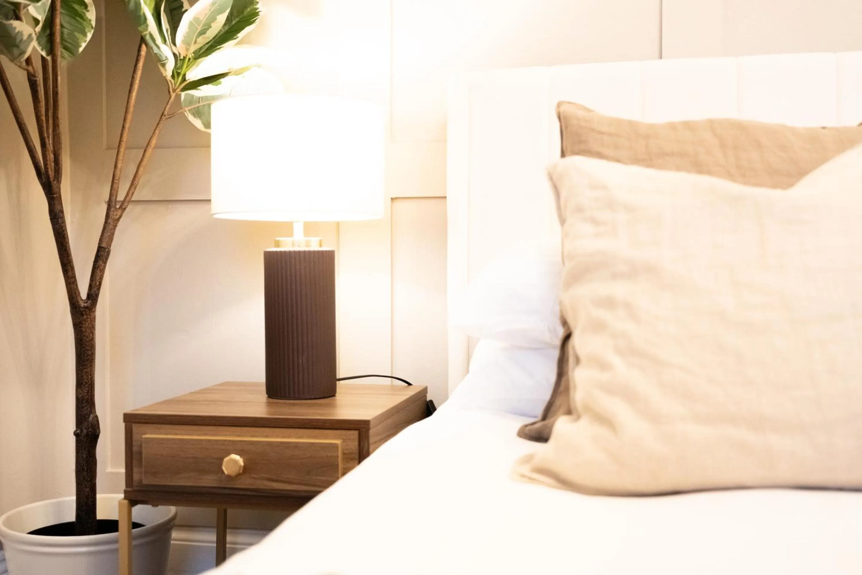 Bedroom, Bed in Northern Hideaways St Cuthberts, Seahouses