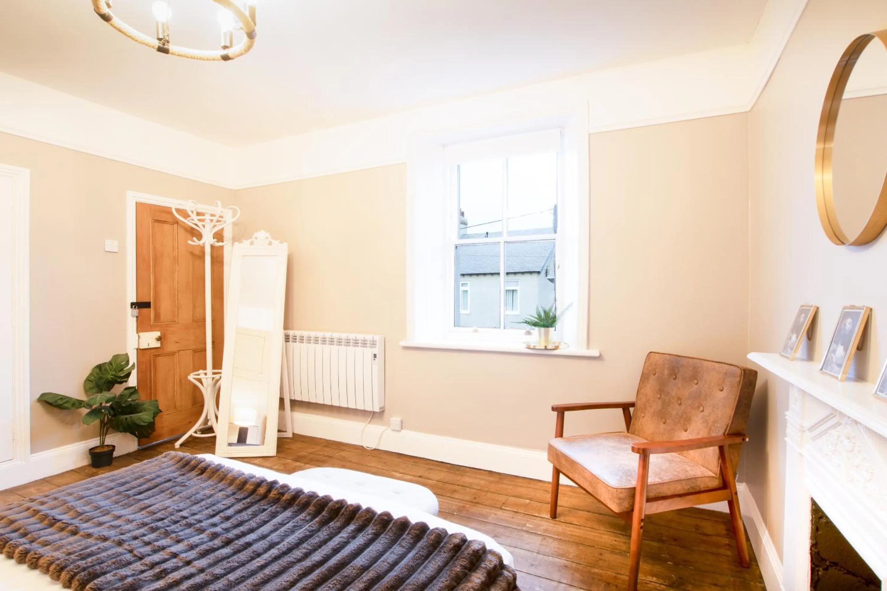 Bedroom, Bed in Northern Hideaways St Cuthberts, Seahouses