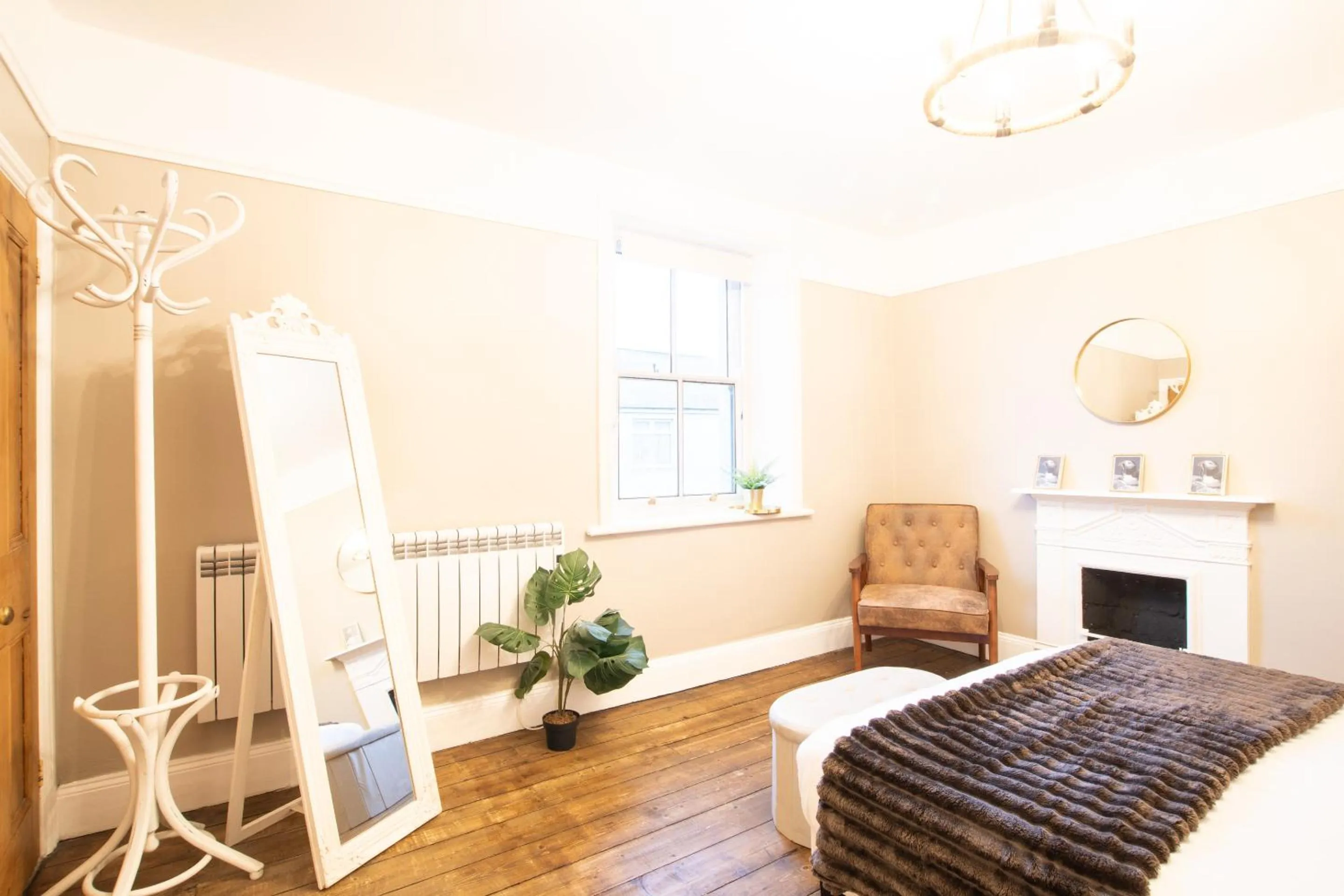 Bedroom, Bed in Northern Hideaways St Cuthberts, Seahouses