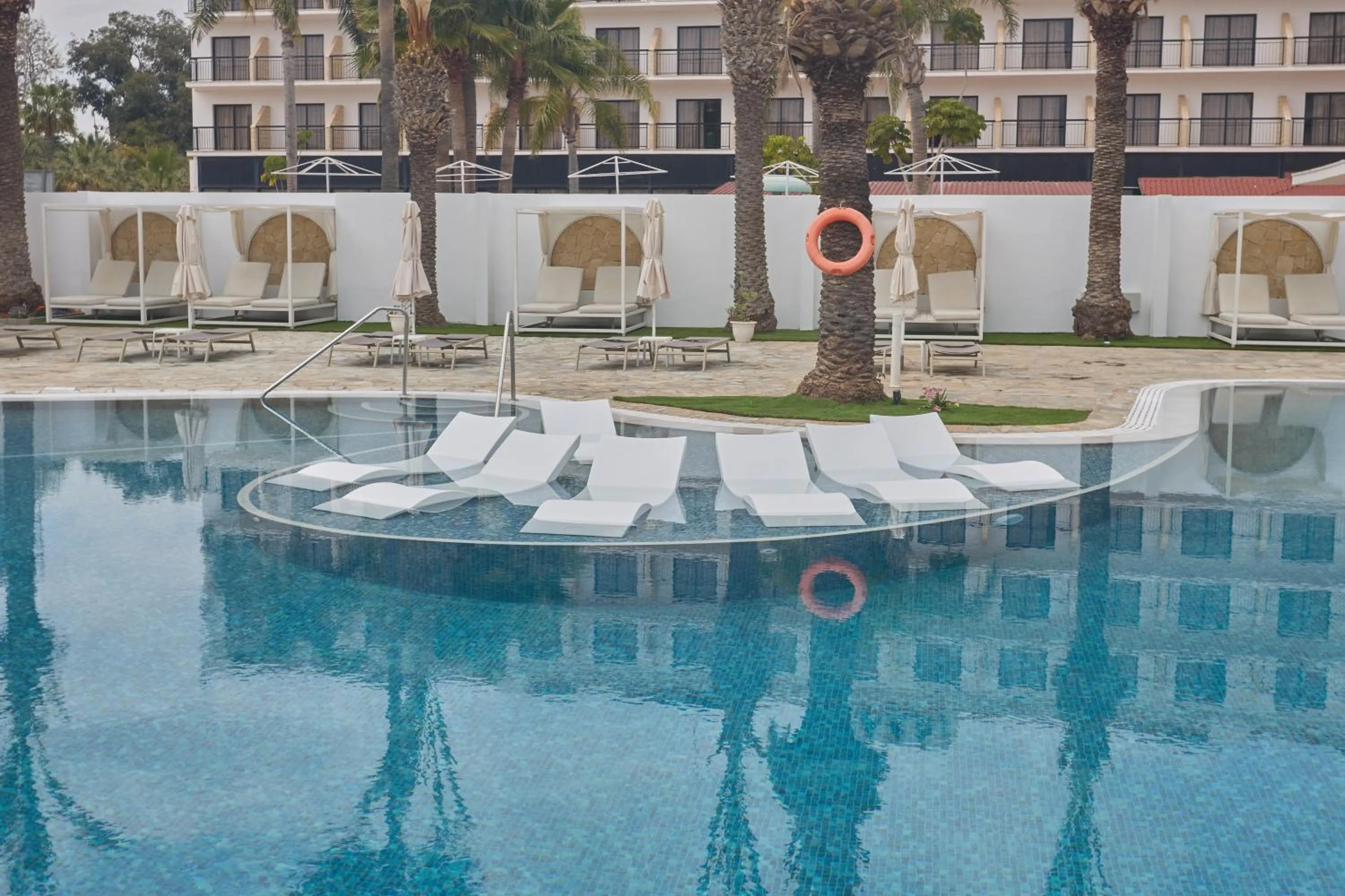 Bohemian Gardens Hotel