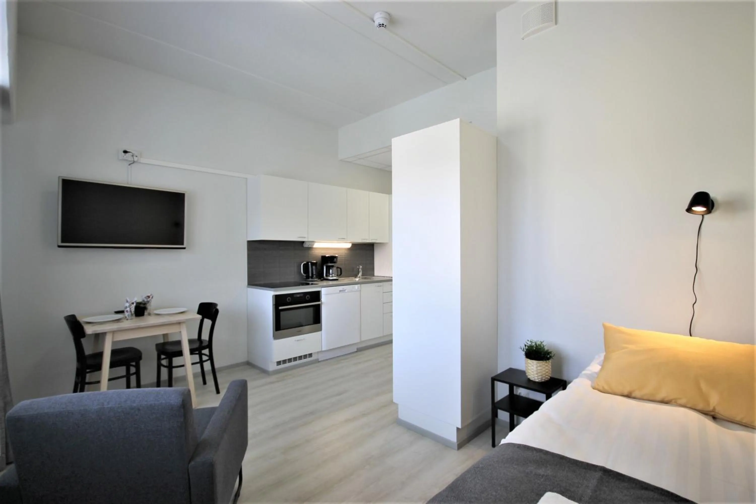 Photo of the whole room, Bed in Forenom Aparthotel Kuopio