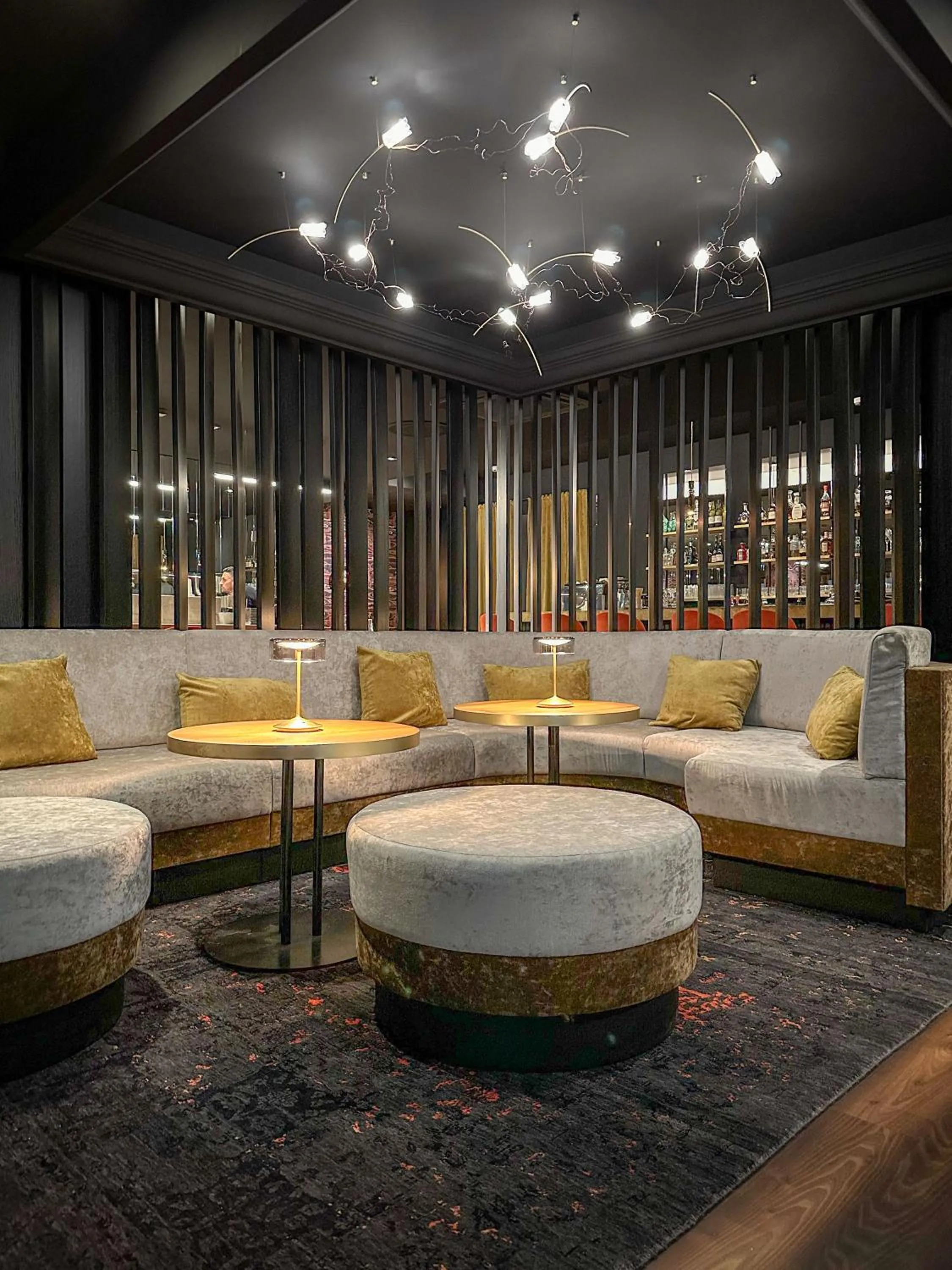 Lobby or reception in La Mansion Vi Vadi Hotel