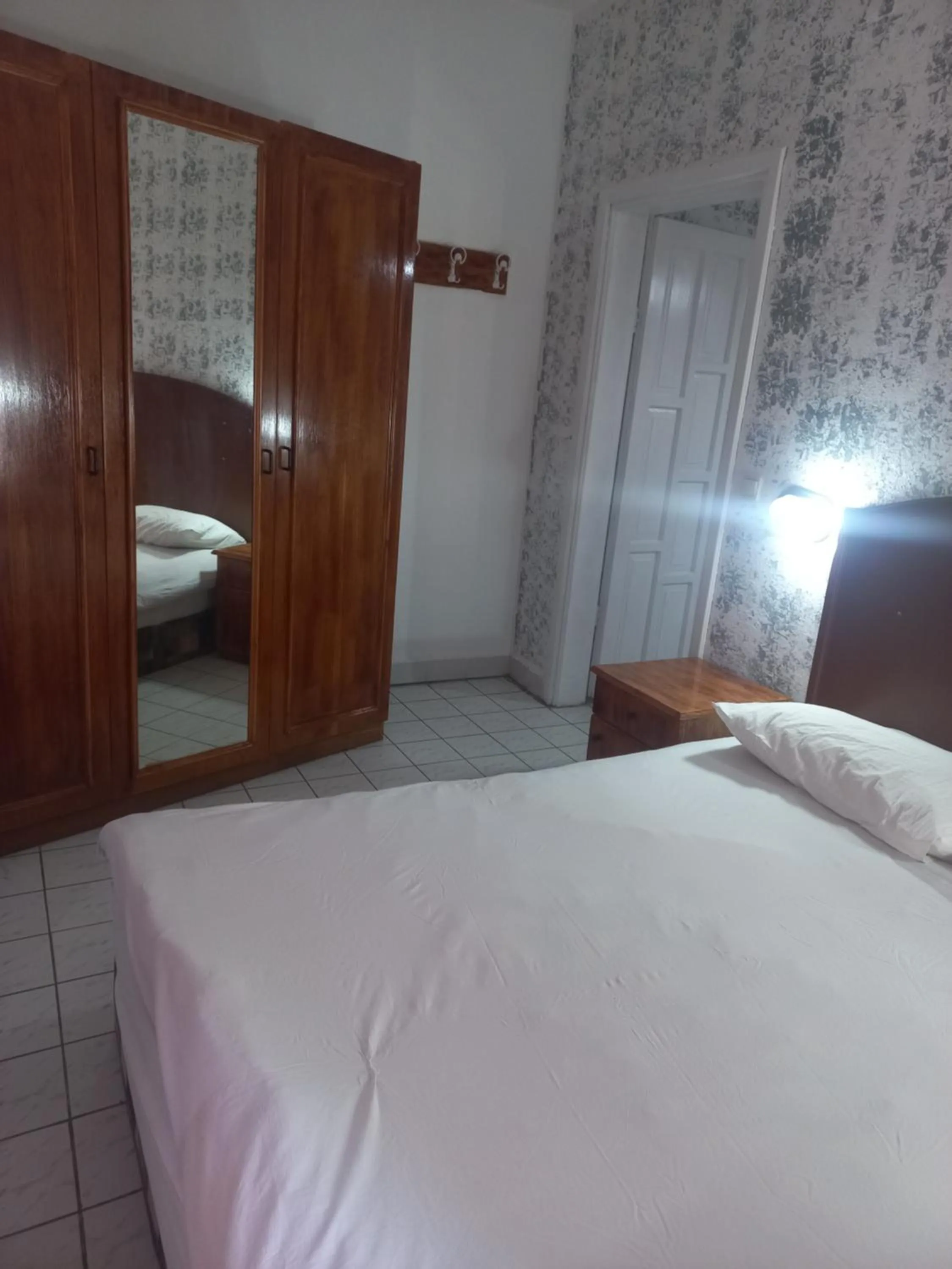 Bed in Delphin Hotel Side