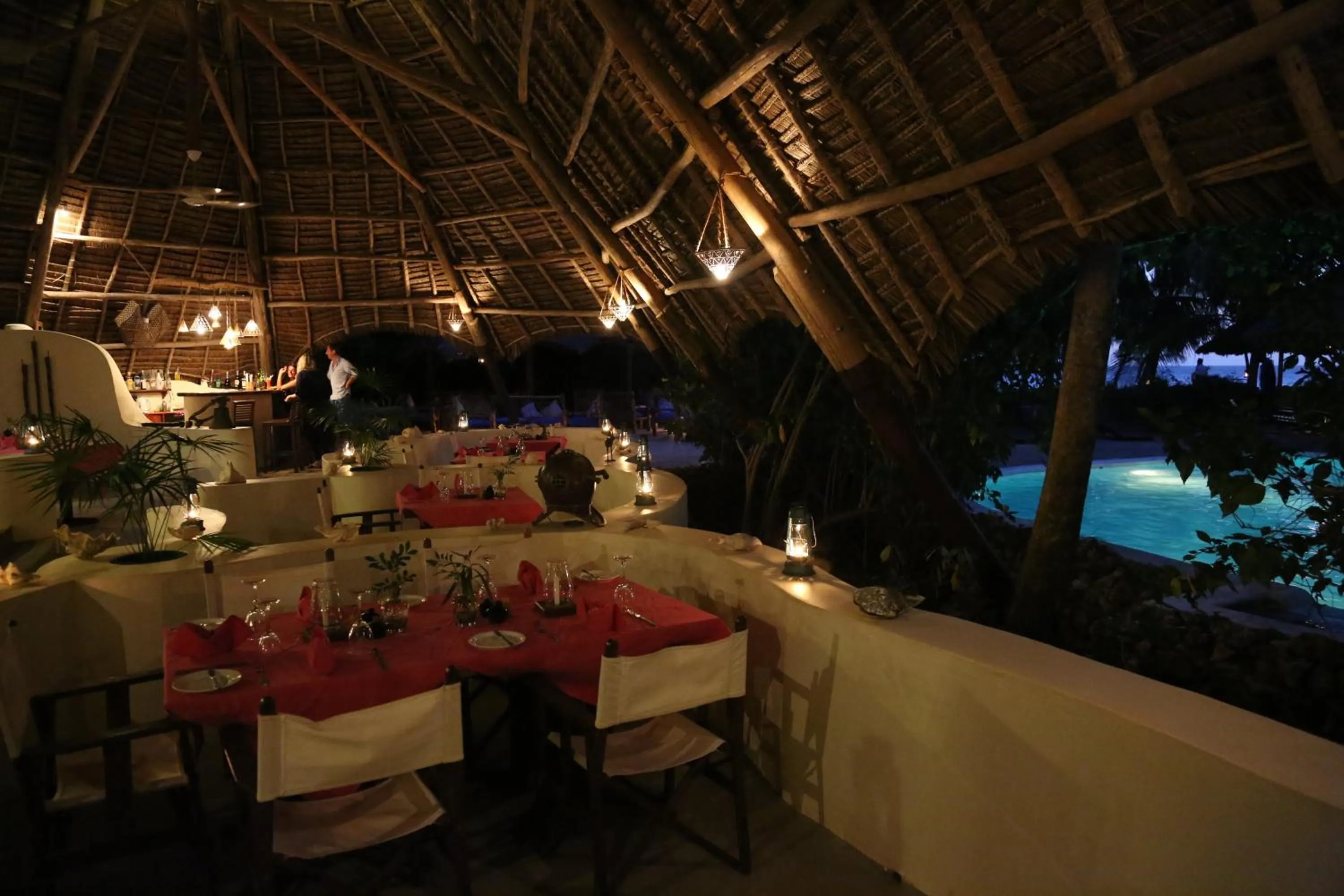 Restaurant/places to eat in Unguja Lodge