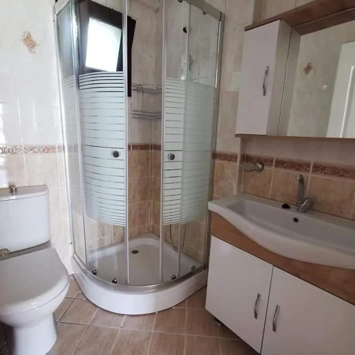 Shower in The Mara Suite