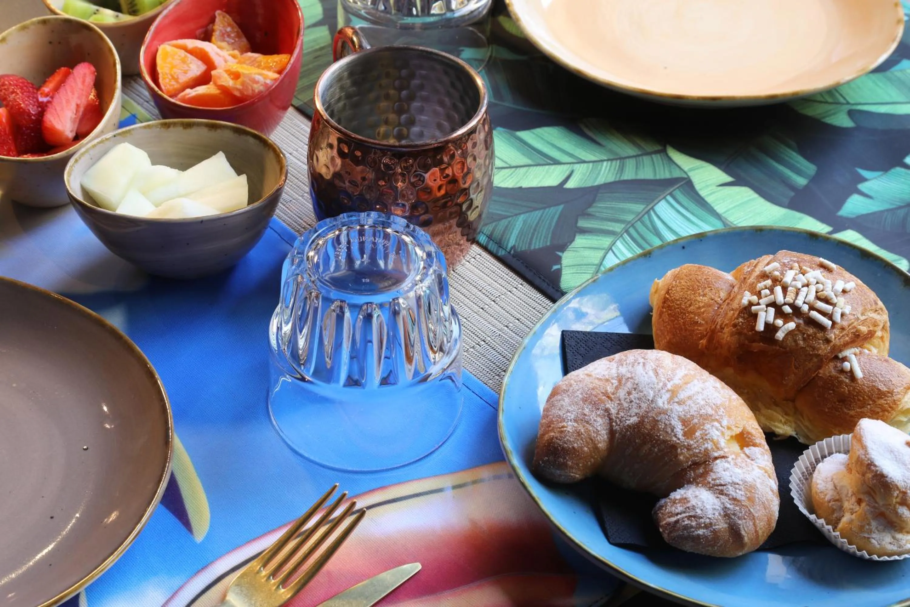 Breakfast in Suites&Atelier Lake Como