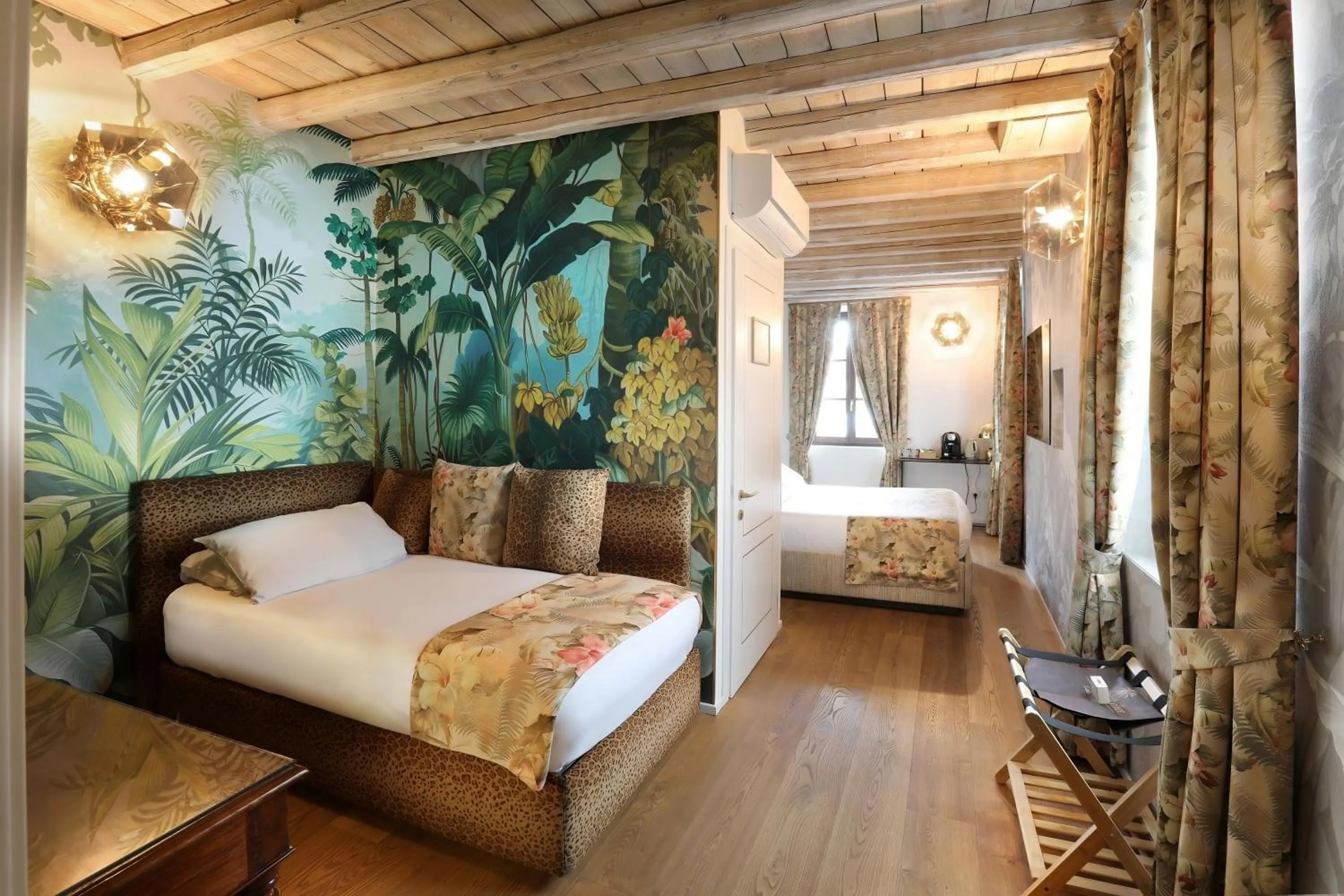 Bed in Suites&Atelier Lake Como