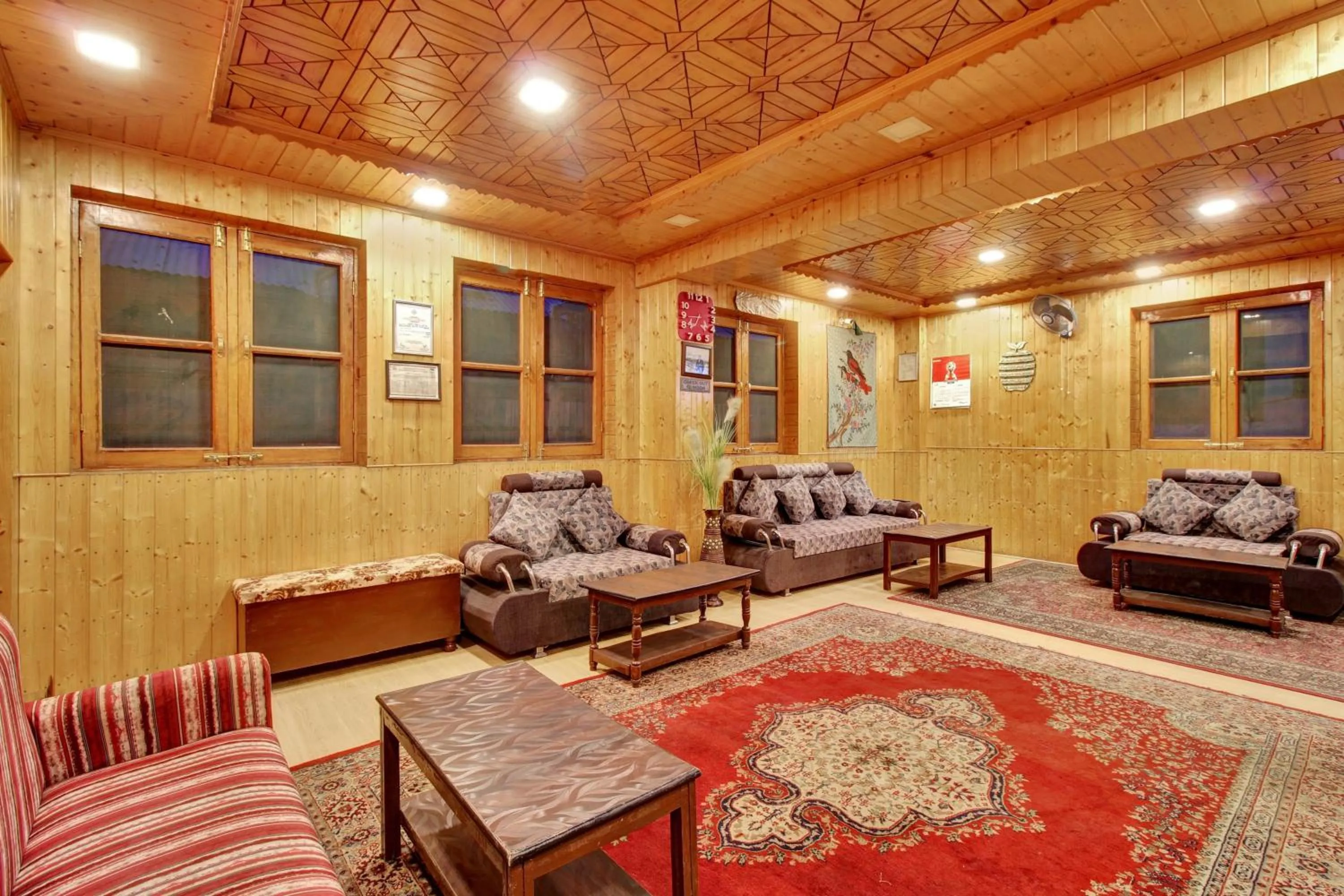 Hotel Ab-i-Hayat