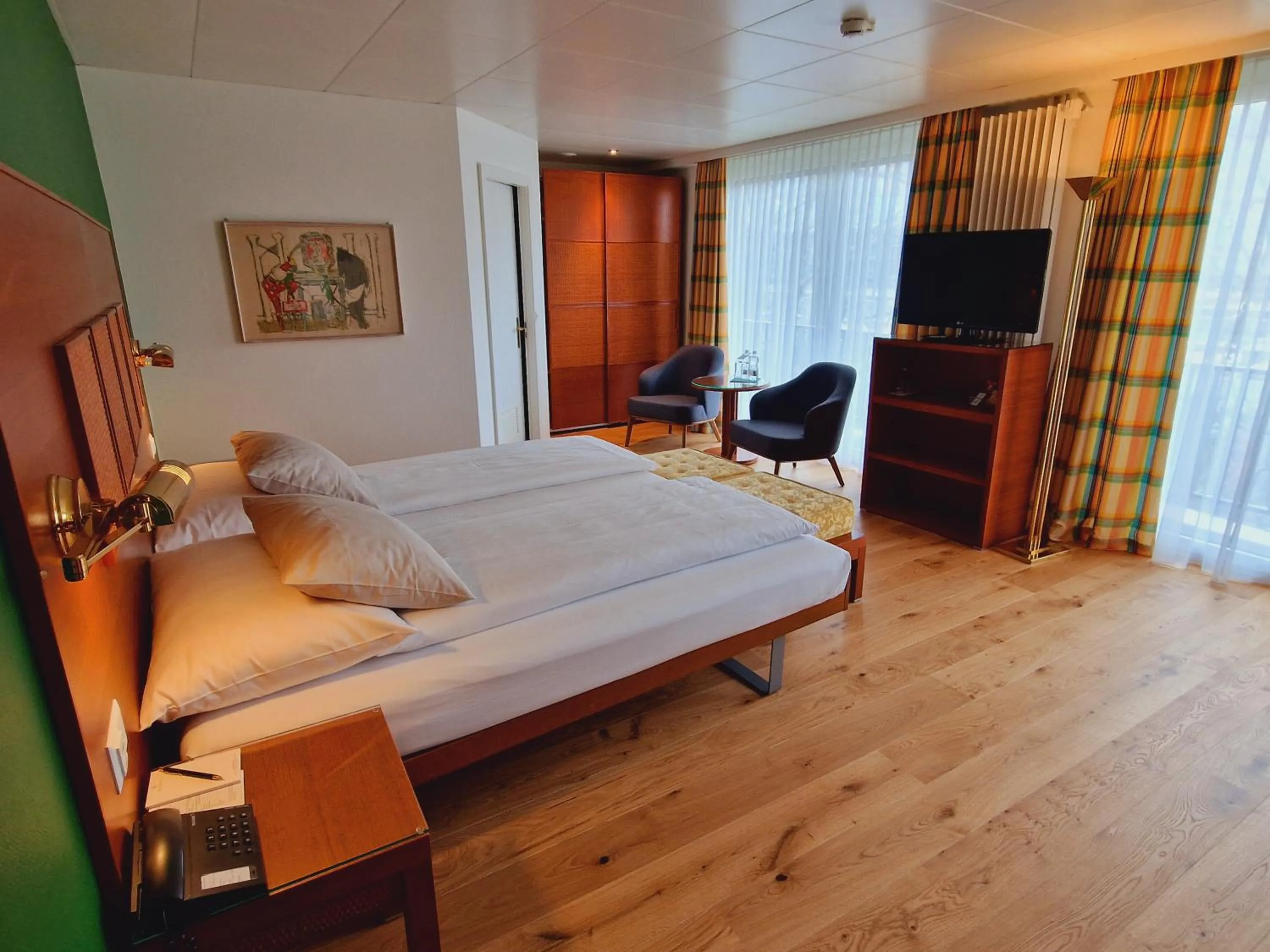 Bedroom, Bed in Engimatt City & Garden Hotel