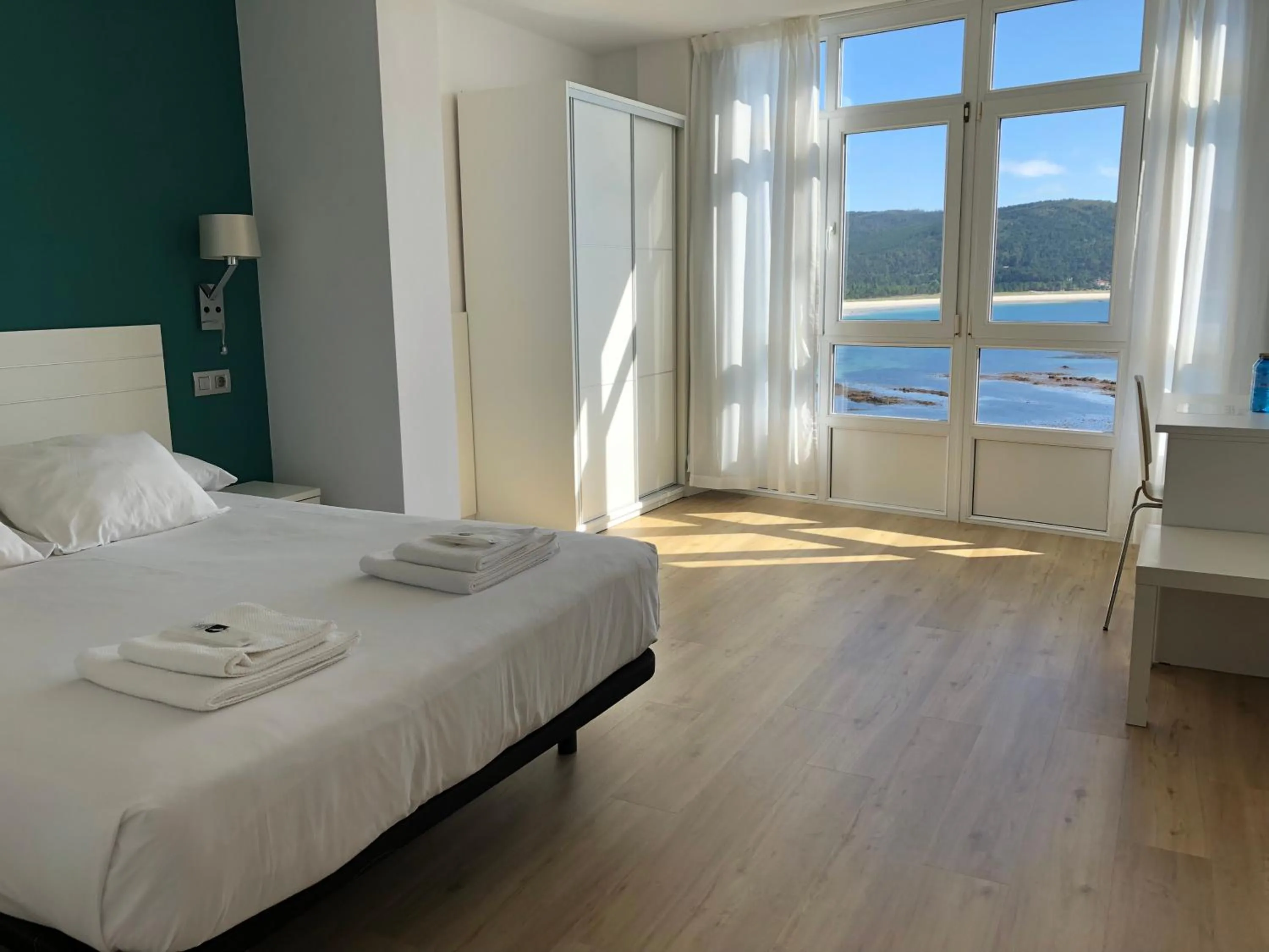 Photo of the whole room, Bed in Hotel Mar de Fisterra