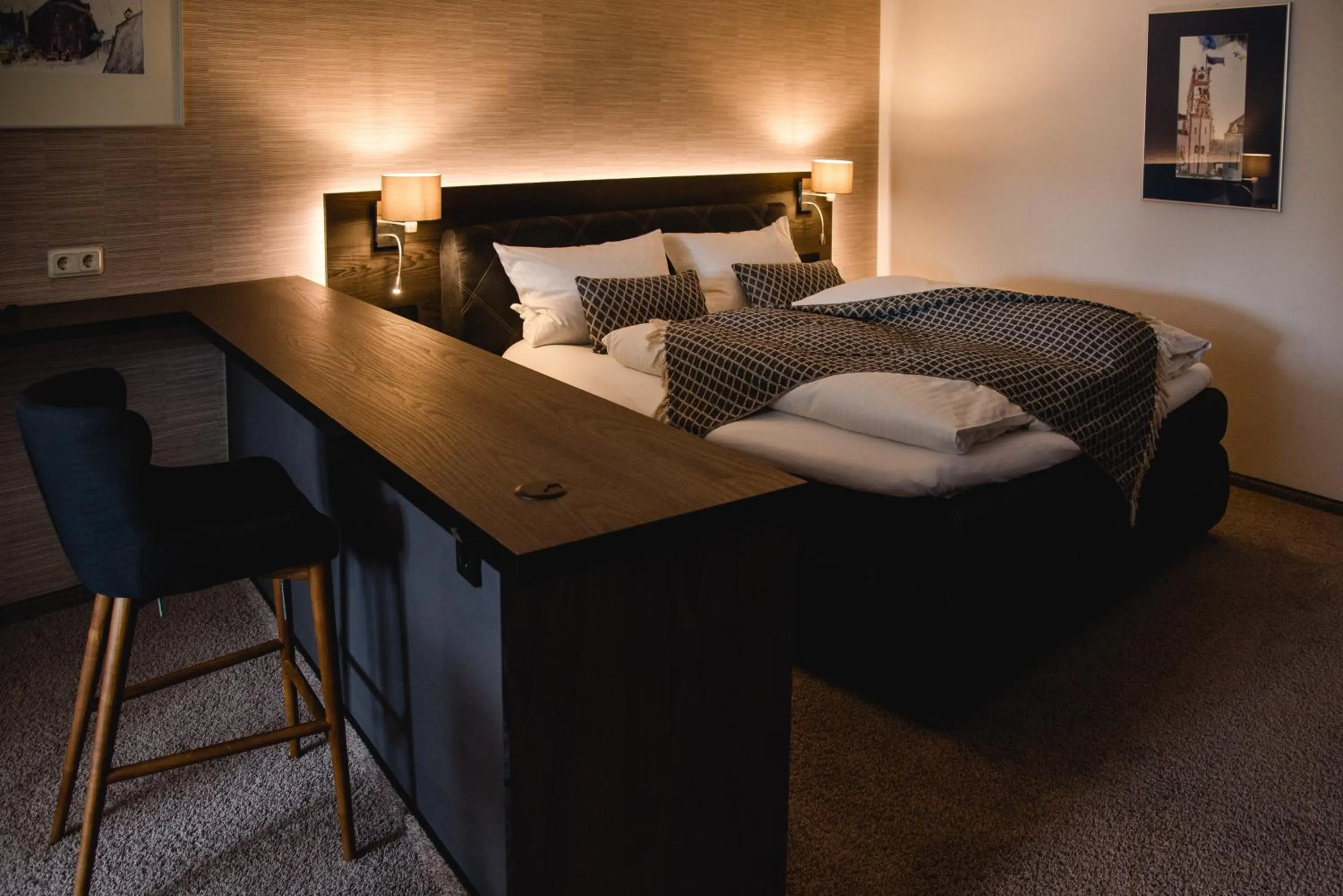 Bedroom, Bed in Weingut und Gästehaus Zilliken