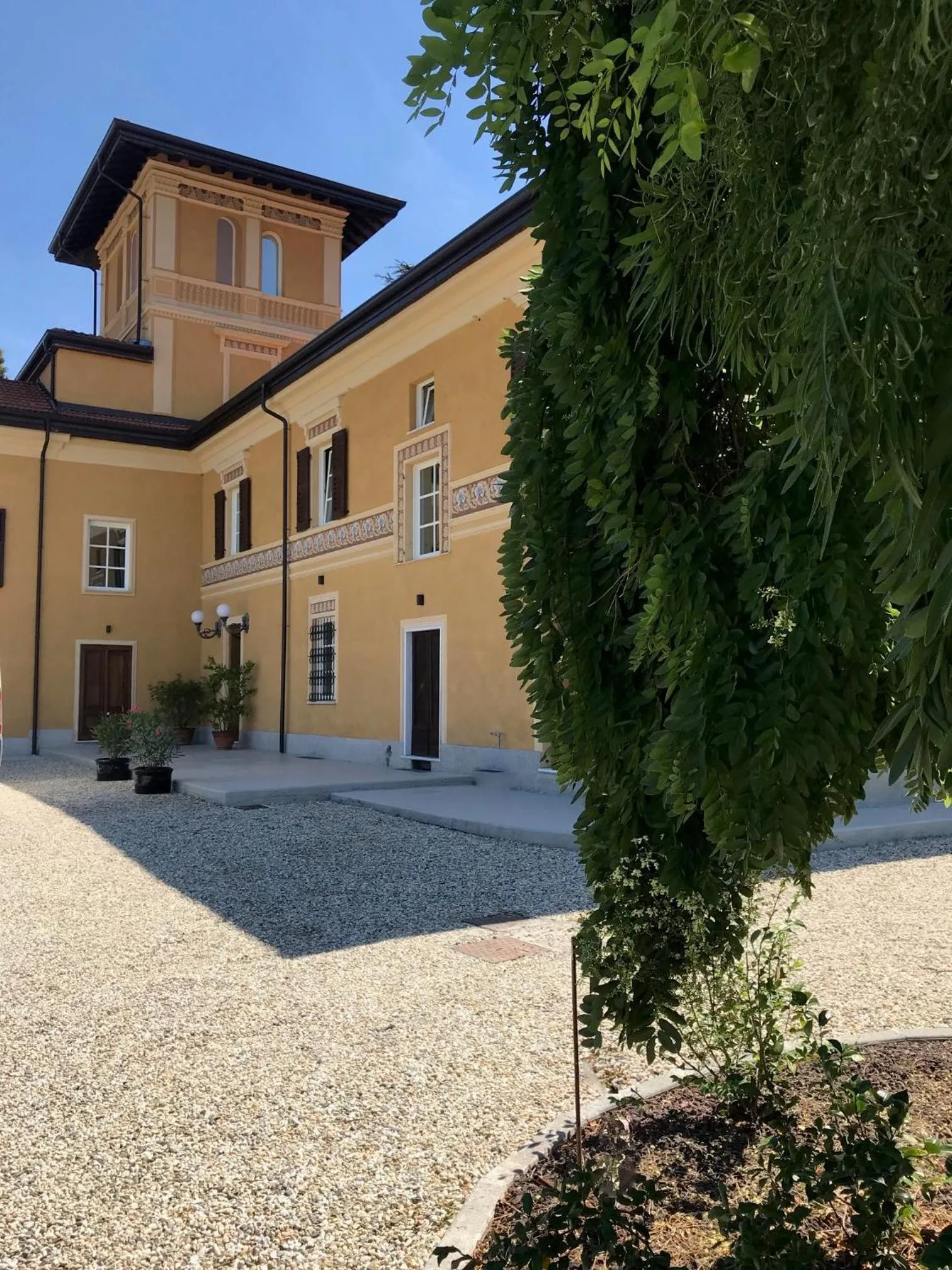 Facade/entrance in Capriccio Art Hotel