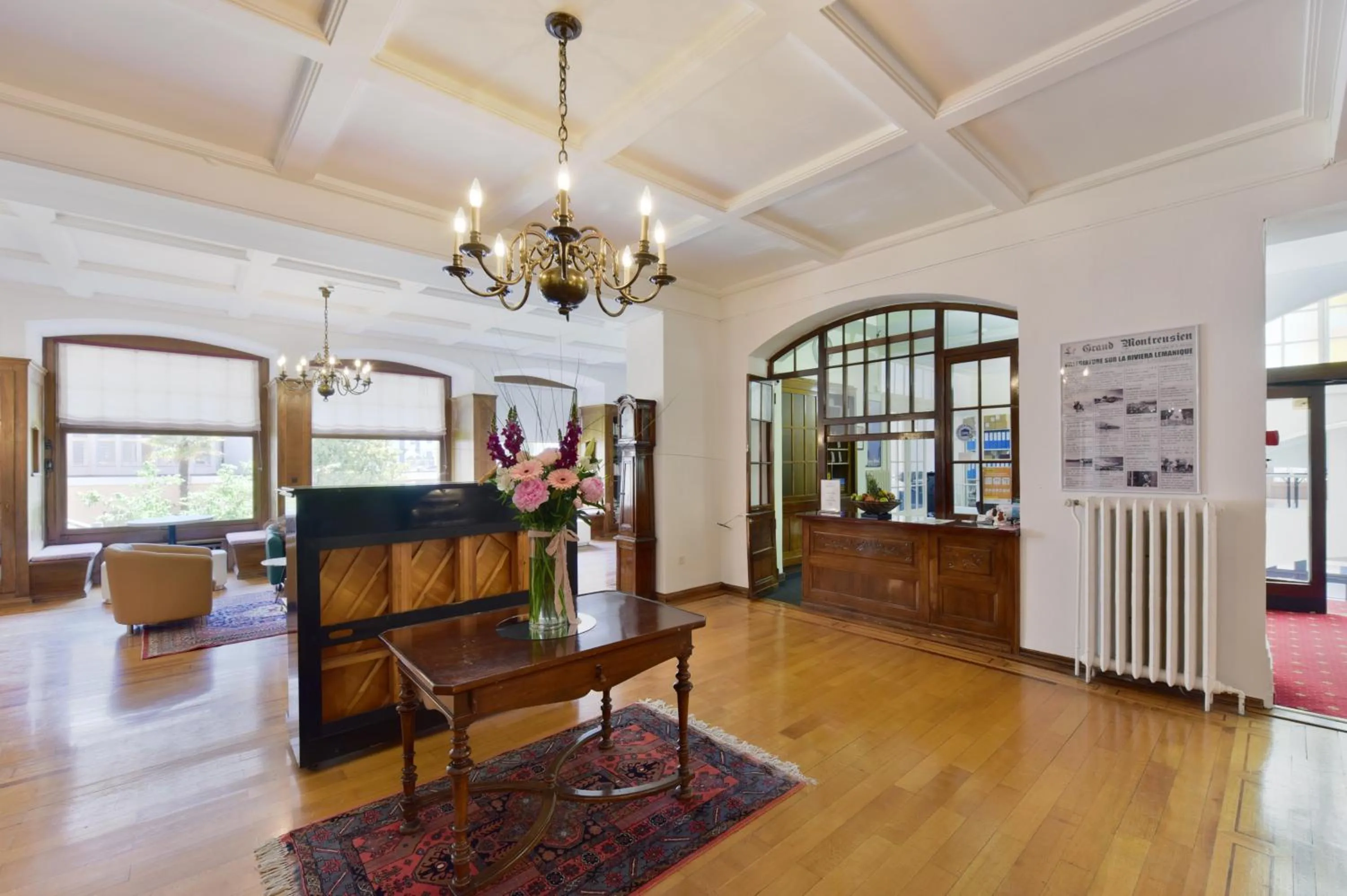 Lobby or reception in J5 Hotels Helvetie & La Brasserie