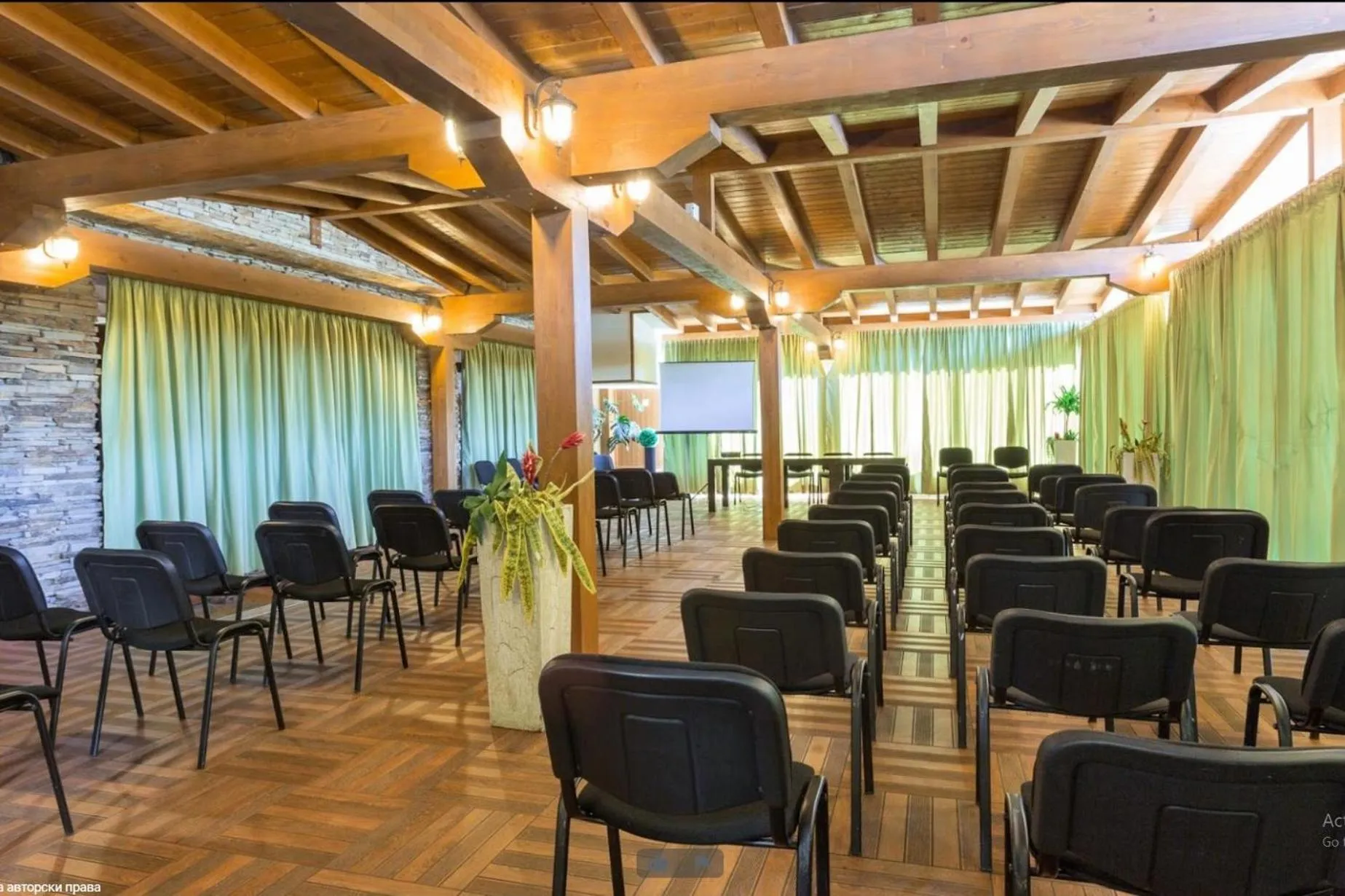 Business facilities in Smartr Green Wood Hotel & Spa