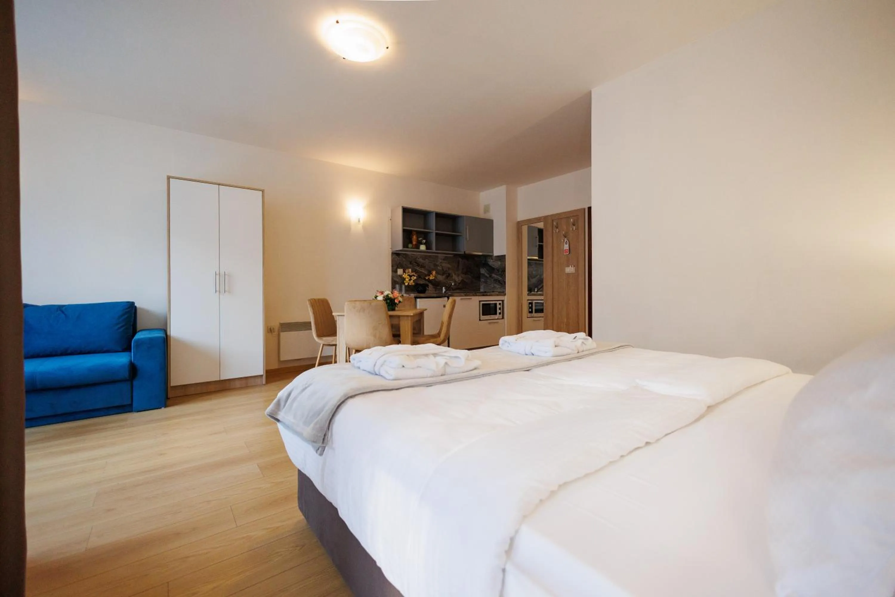 Bed in Smartr Green Wood Hotel & Spa