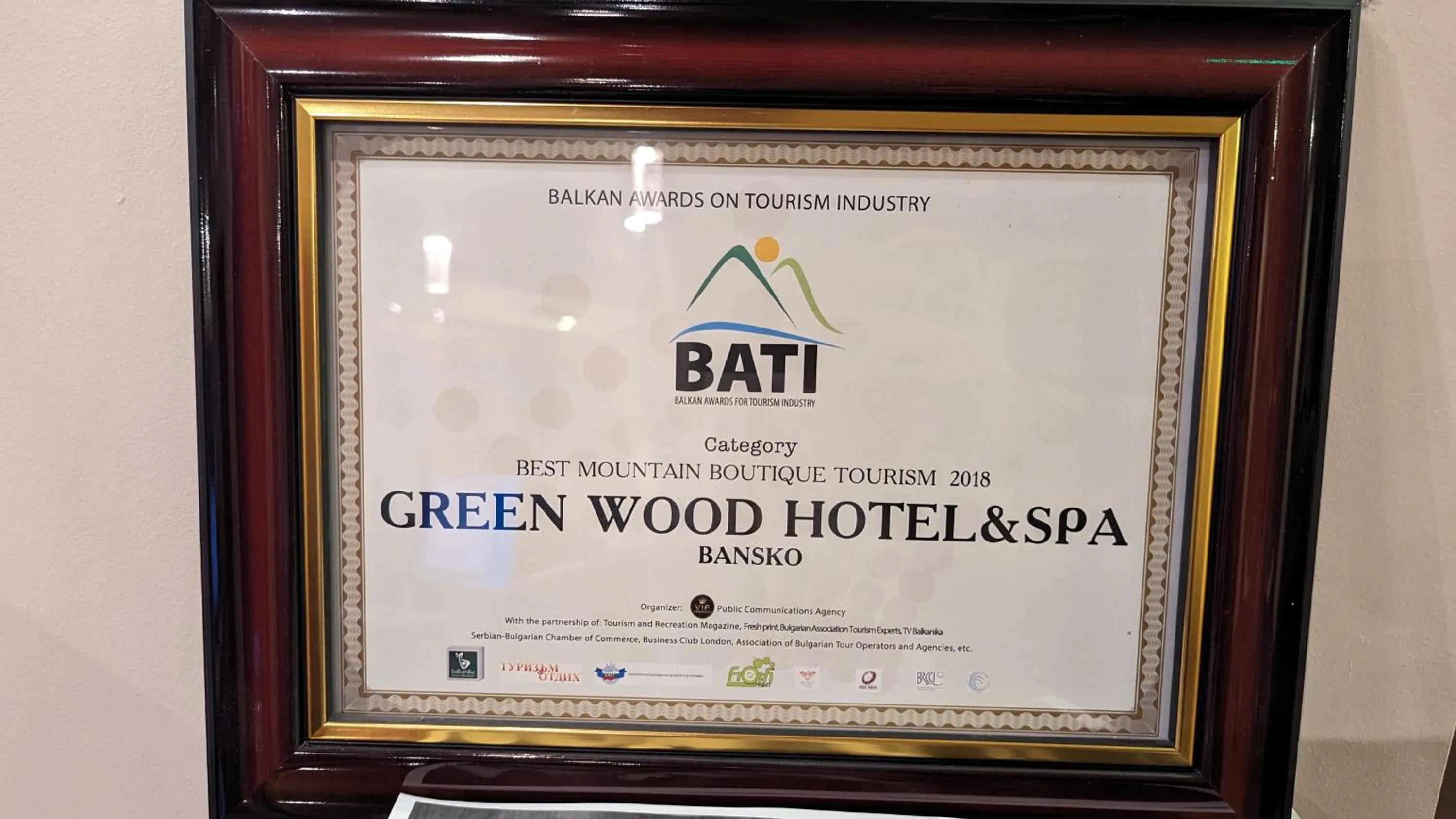 Logo/Certificate/Sign in Smartr Green Wood Hotel & Spa