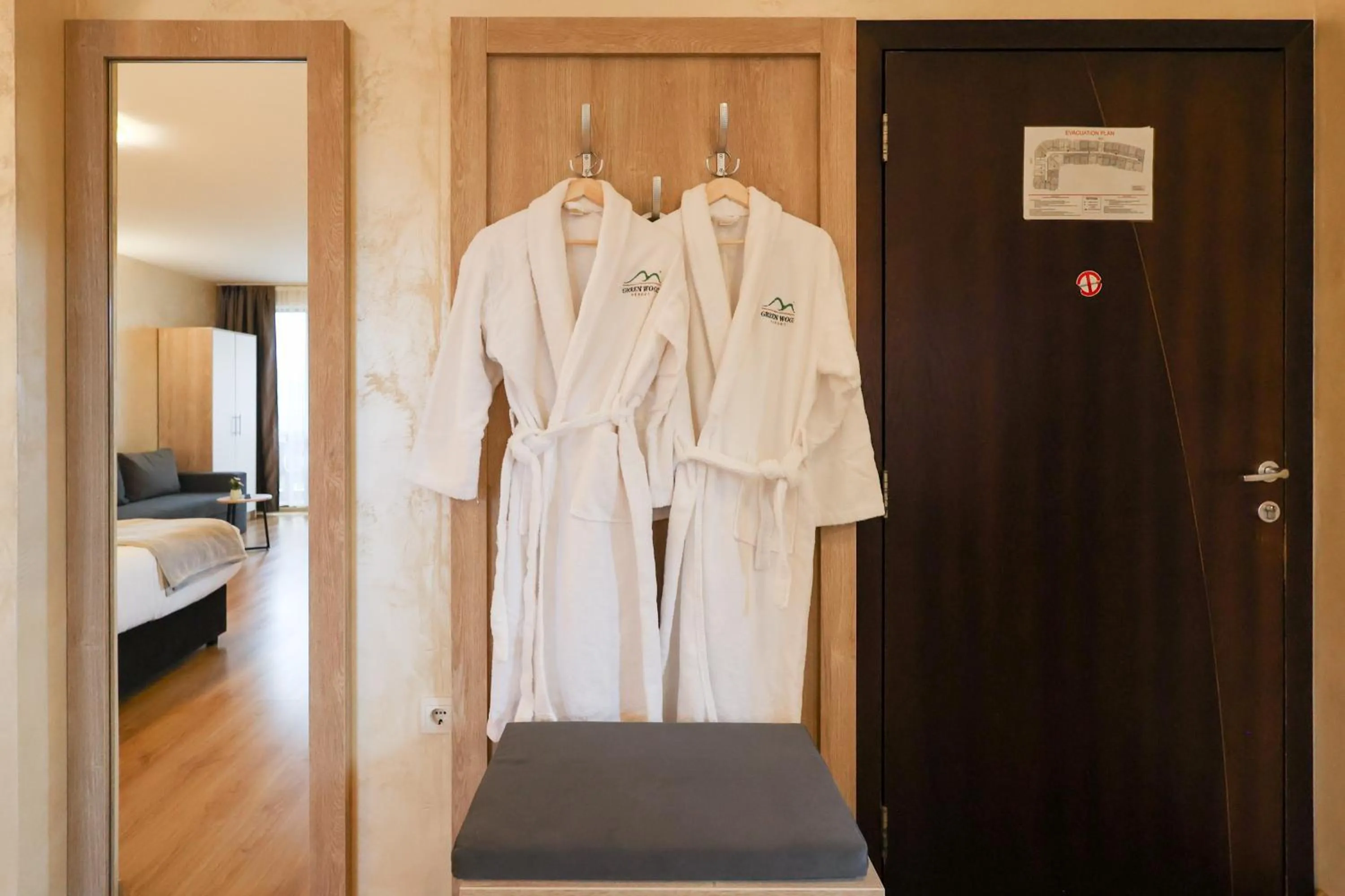 towels, Bed in Smartr Green Wood Hotel & Spa