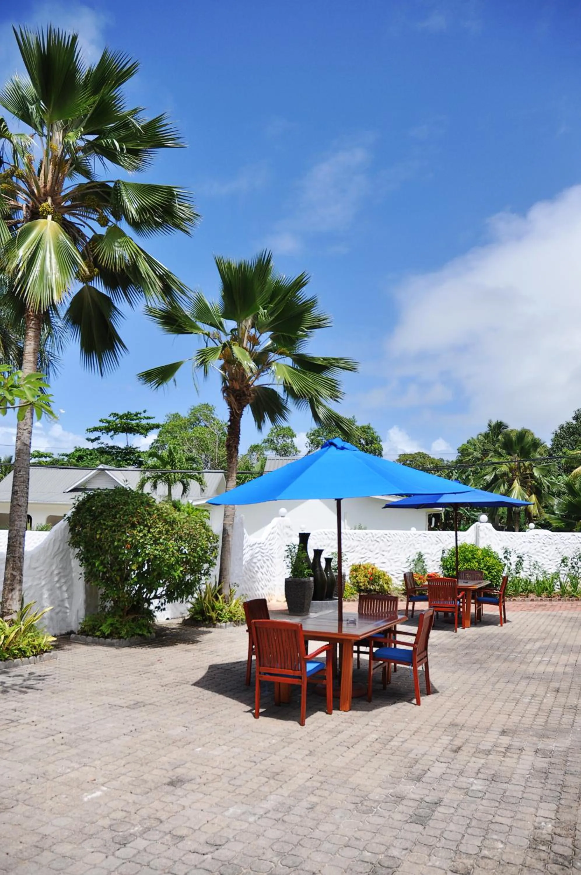 Seating area in Britannia Hotel