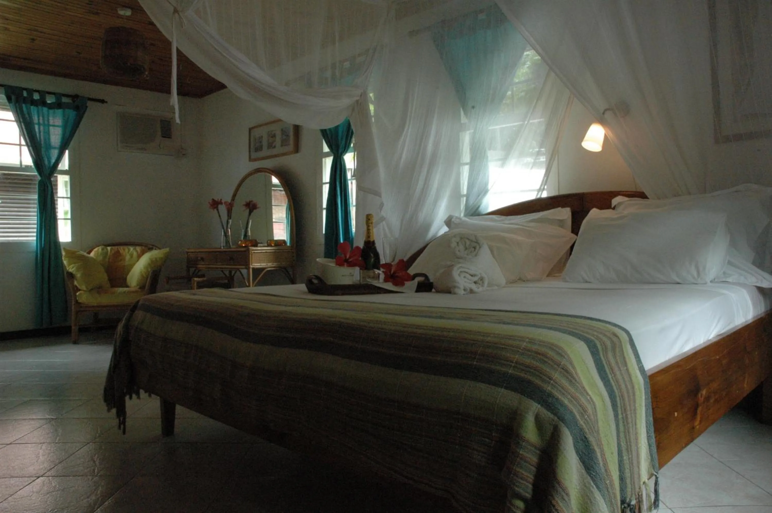 Bedroom, Bed in Kokogrove Chalets