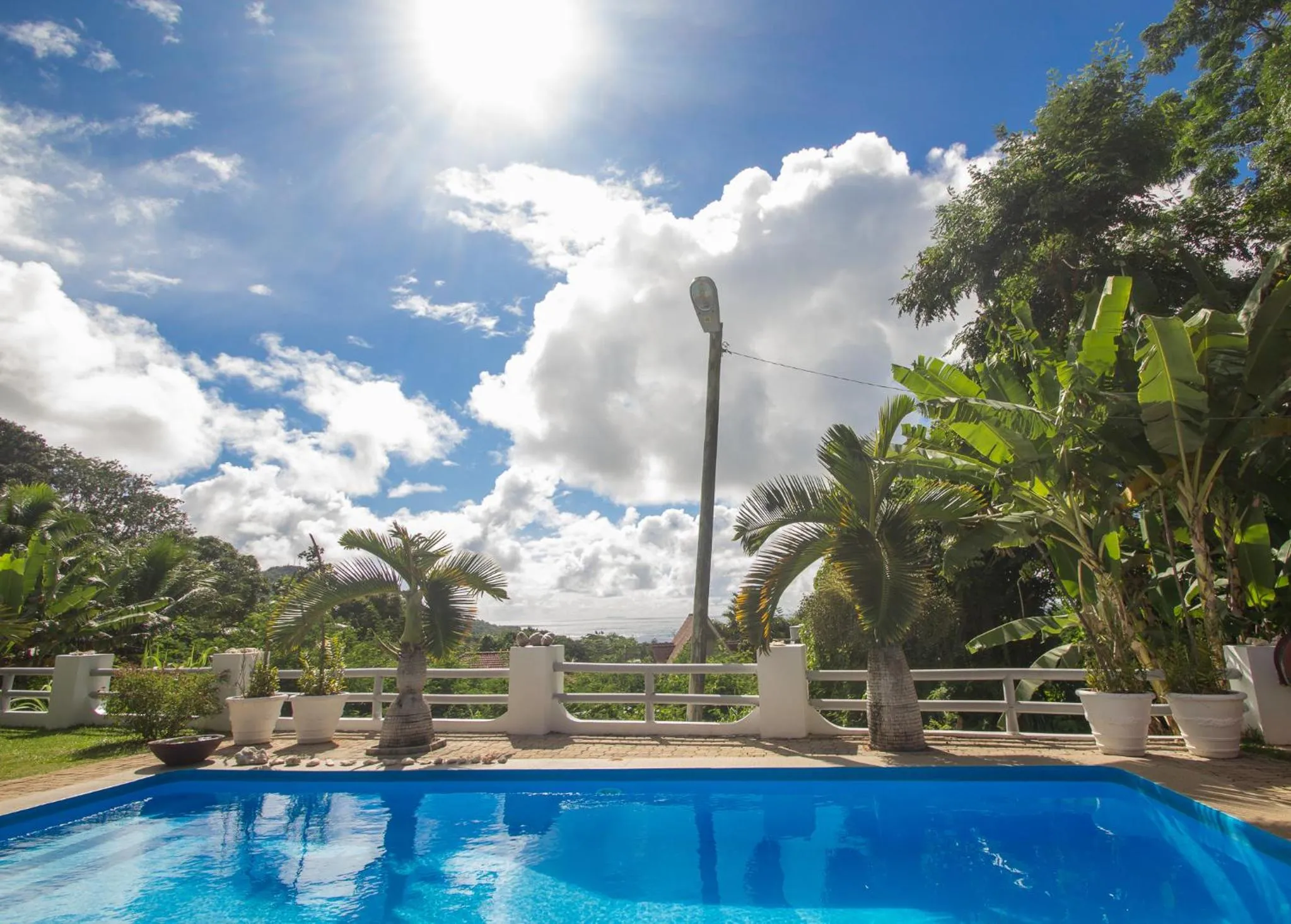 Swimming pool in Kokogrove Chalets