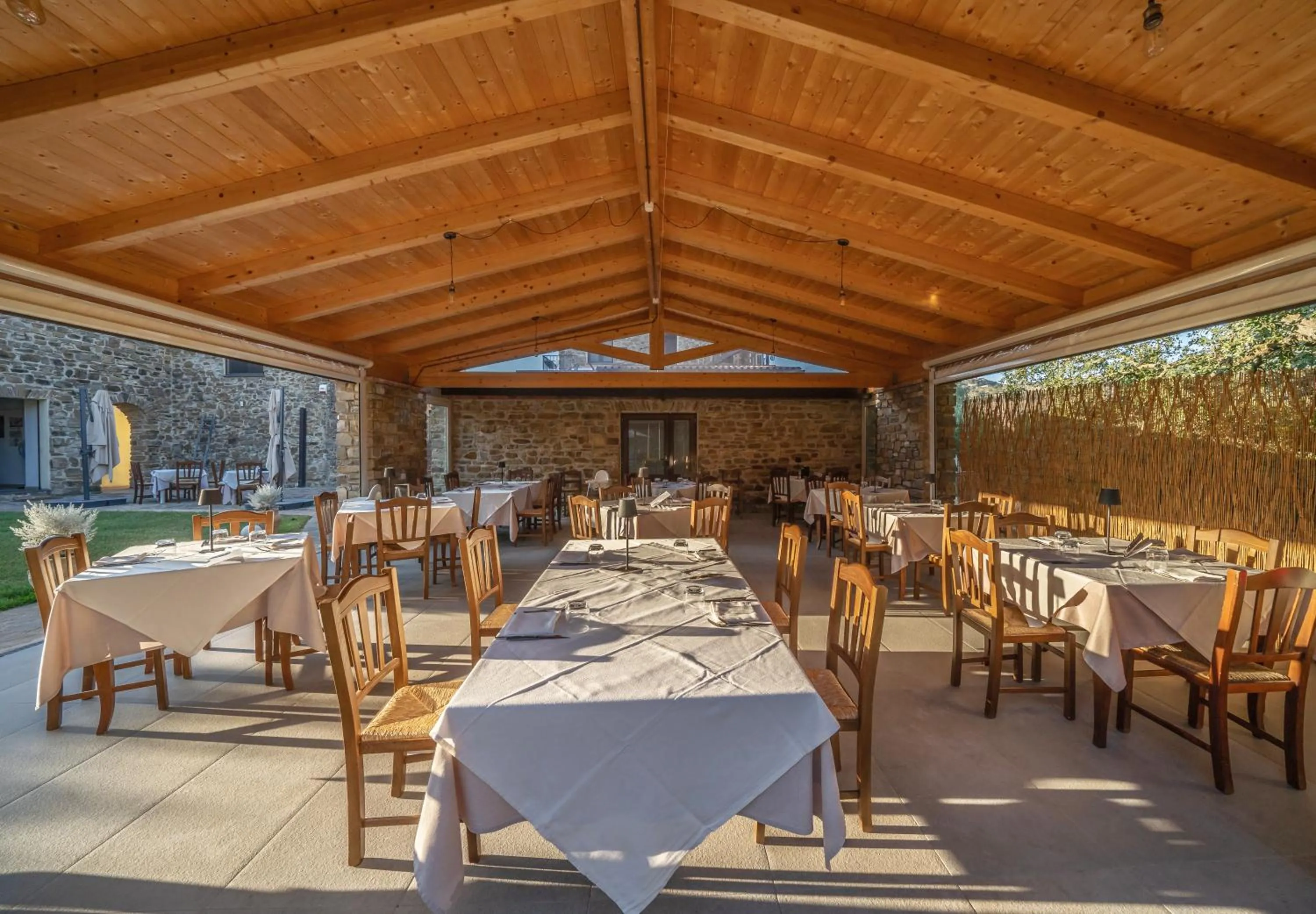 Restaurant/places to eat in Le Querce Farmhouse