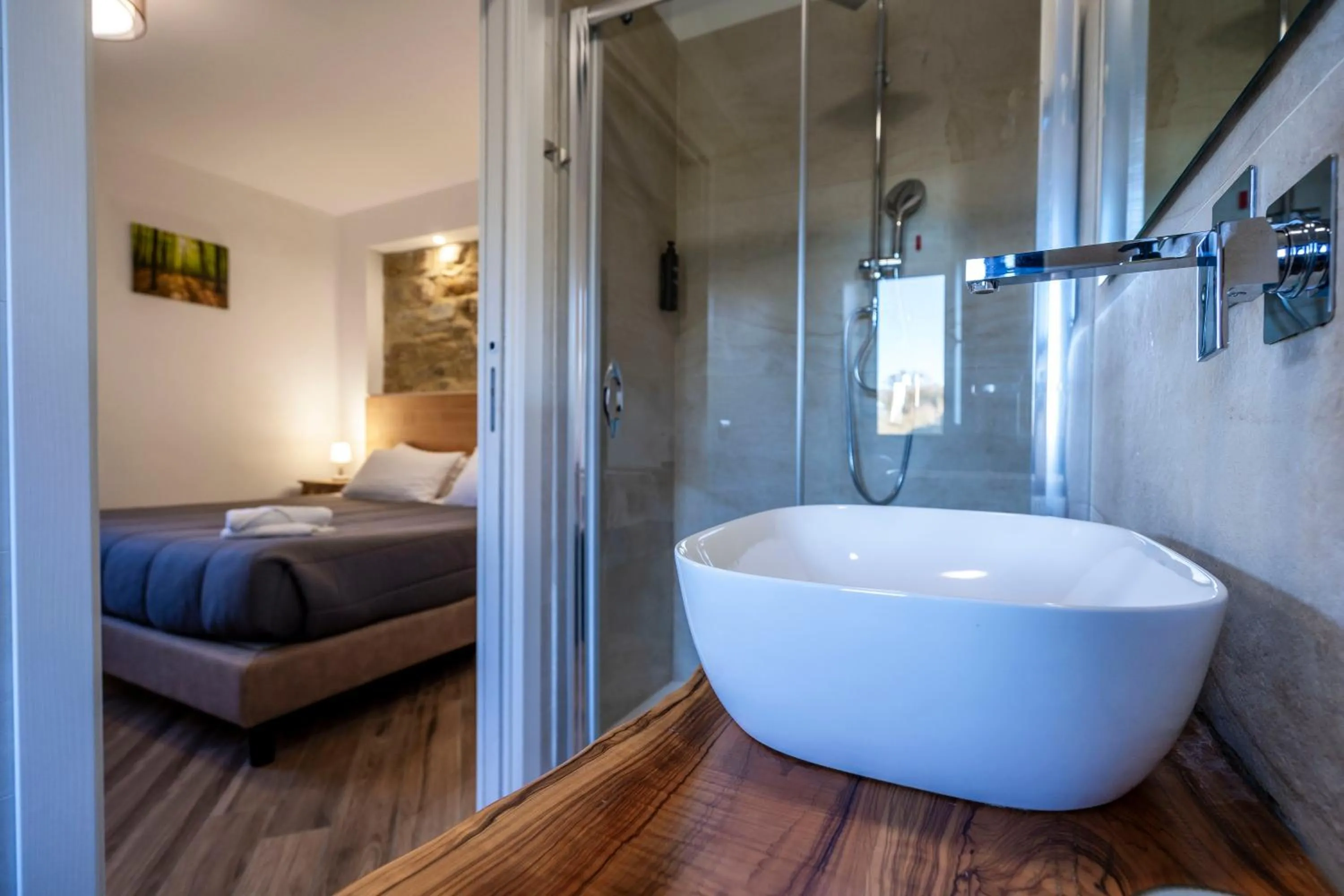 Bathroom, Bed in Le Querce Farmhouse