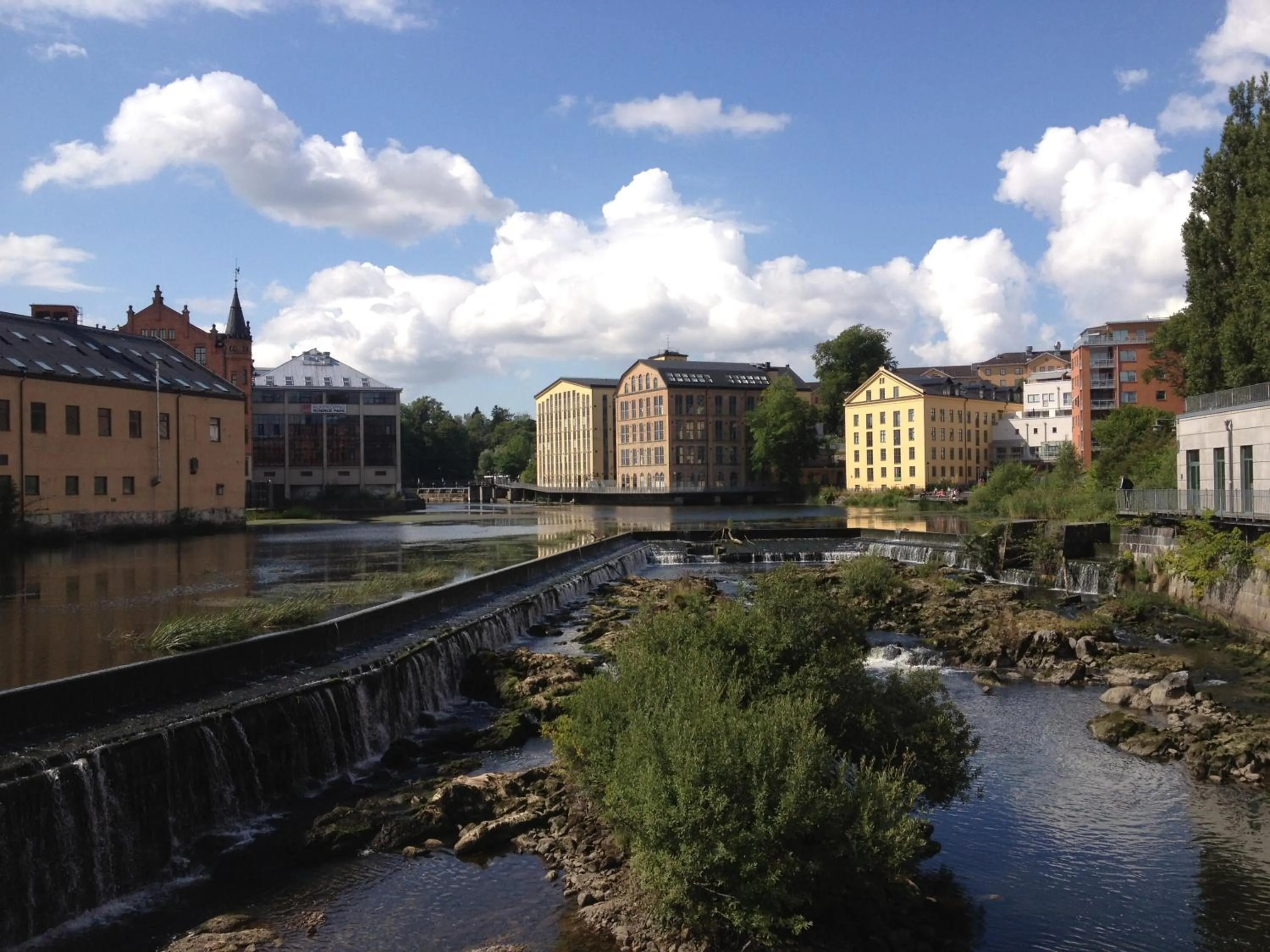 Facade/entrance in Pronova Hotell & Vandrarhem
